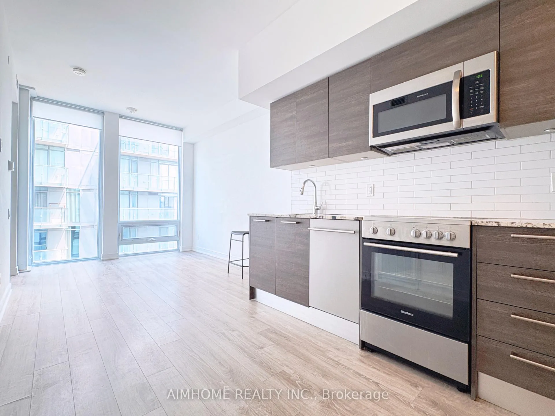 Photo 5 of Unit 3405, 28 Wellesley Street E, Toronto, Church-Yonge Corridor — HOMEH
