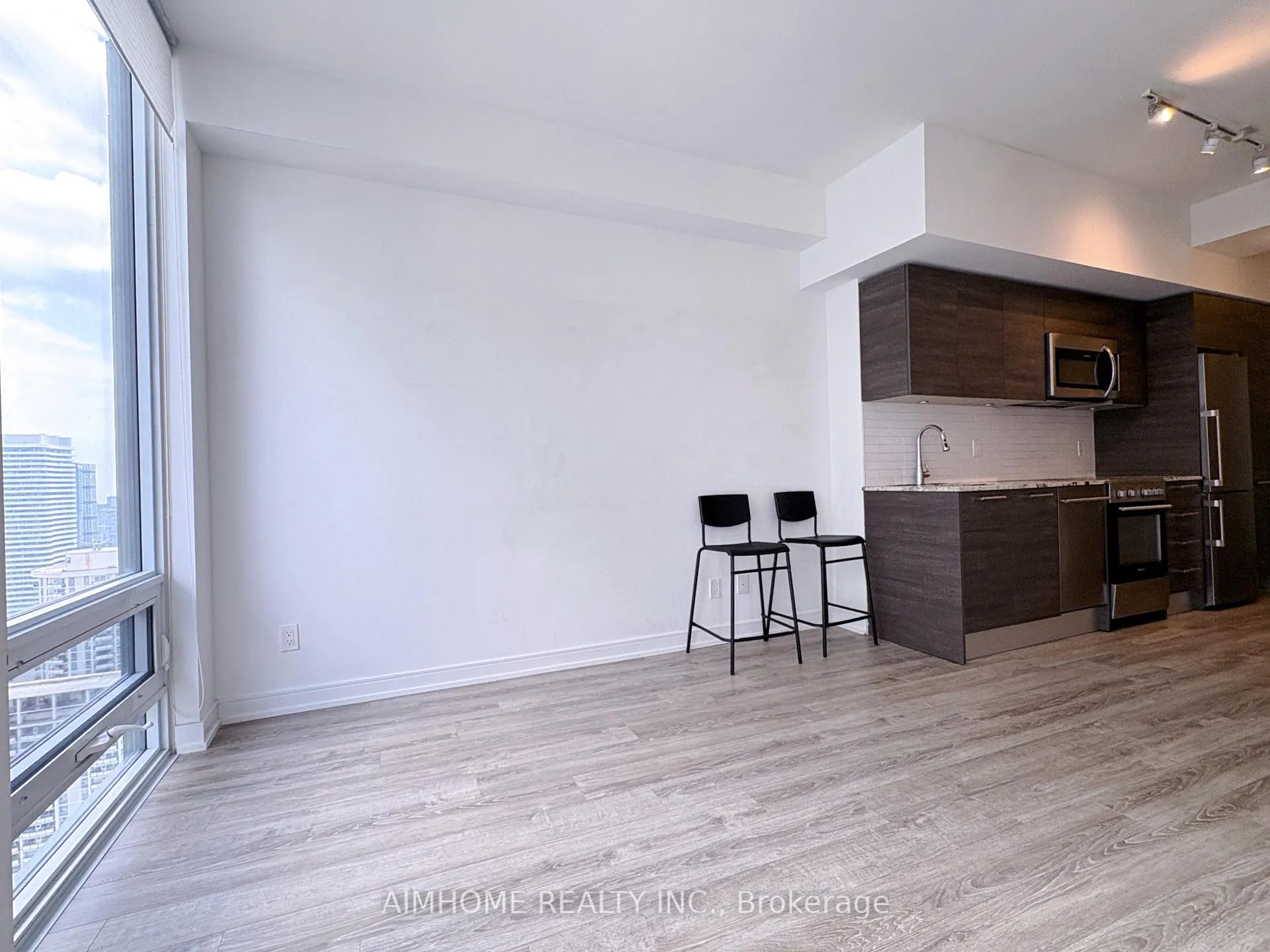 Photo 6 of Unit 3405, 28 Wellesley Street E, Toronto, Church-Yonge Corridor — HOMEH