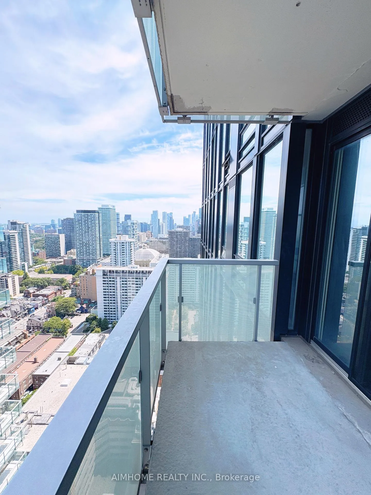 Photo 11 of Unit 3405, 28 Wellesley Street E, Toronto, Church-Yonge Corridor — HOMEH