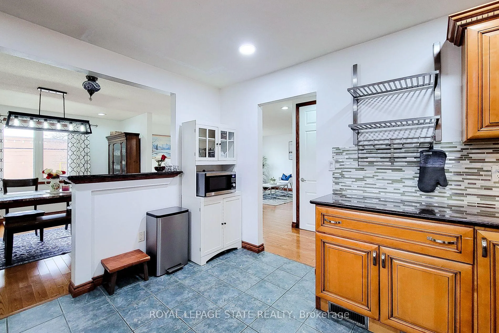 Photo 21 of 114 Juanita Drive, Hamilton, Westcliffe — HOMEH