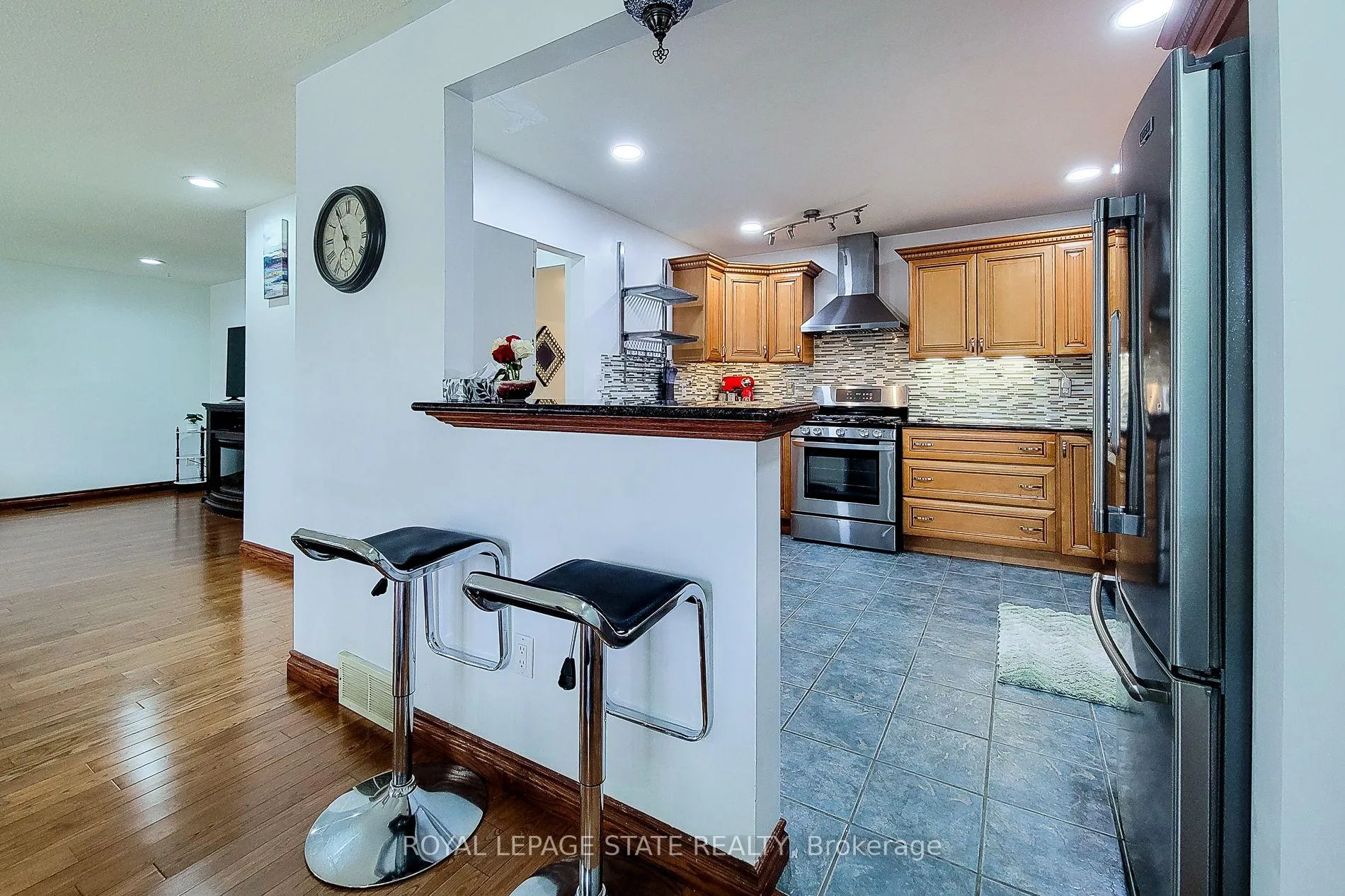 Photo 22 of 114 Juanita Drive, Hamilton, Westcliffe — HOMEH