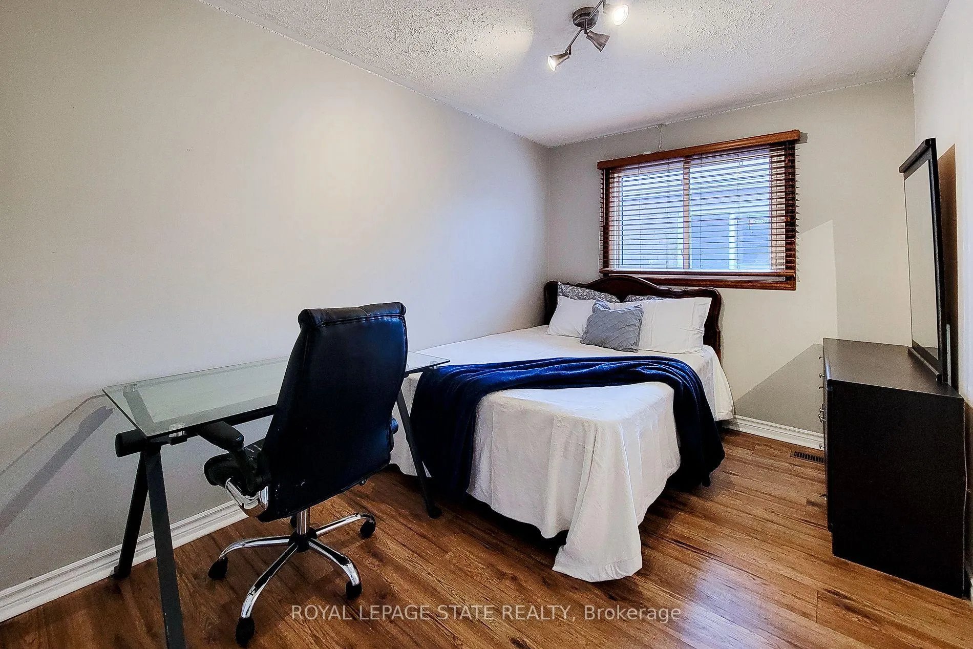 Photo 33 of 114 Juanita Drive, Hamilton, Westcliffe — HOMEH