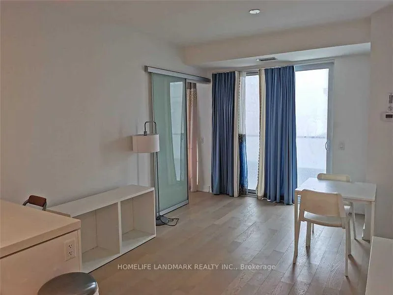 Photo 8 of Unit 1210, 7 Grenville Street, Toronto, Bay Street Corridor — HOMEH