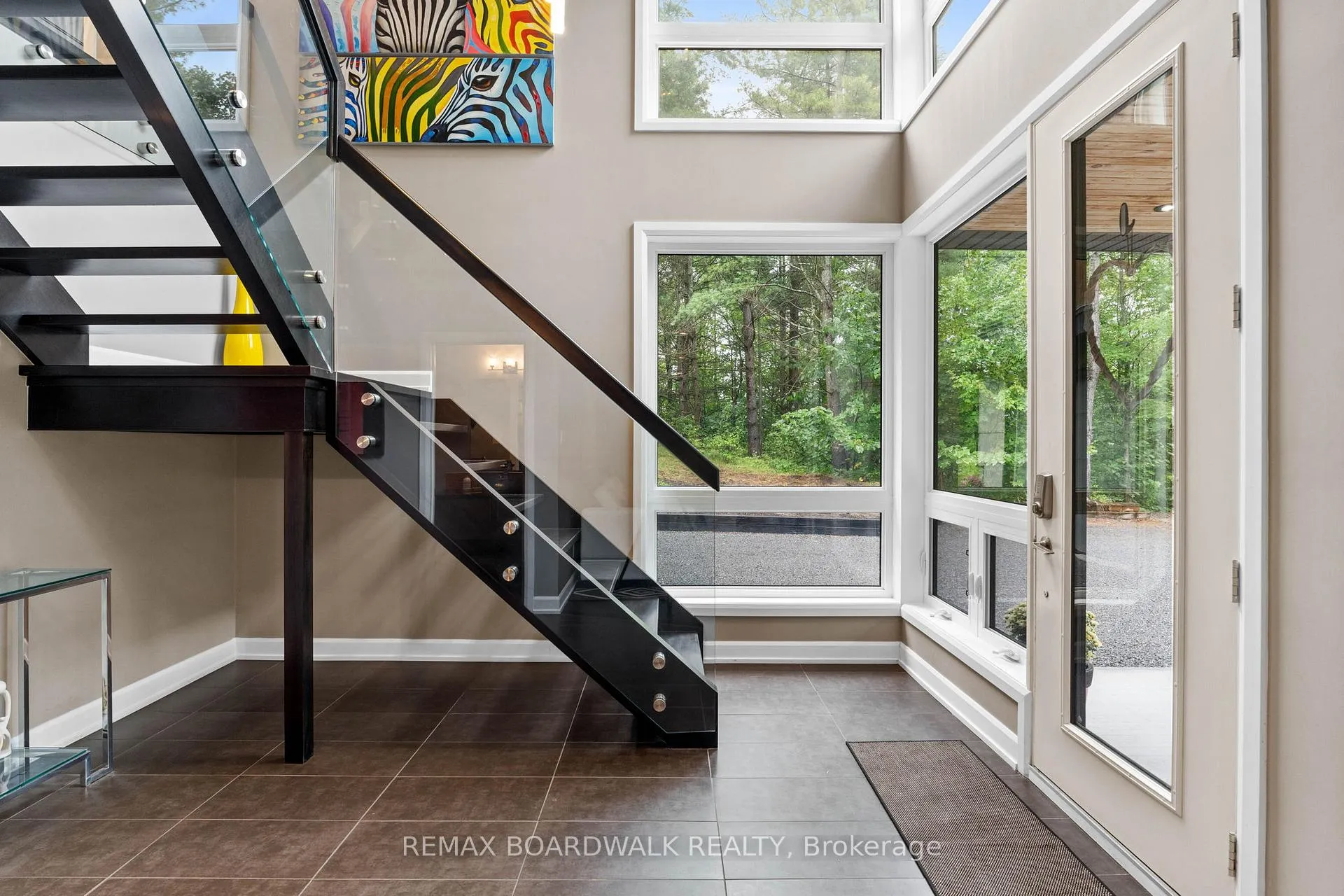 Photo 6 of 108 Edith Margaret Place, Ottawa, Huntley Ward (North East) — HOMEH