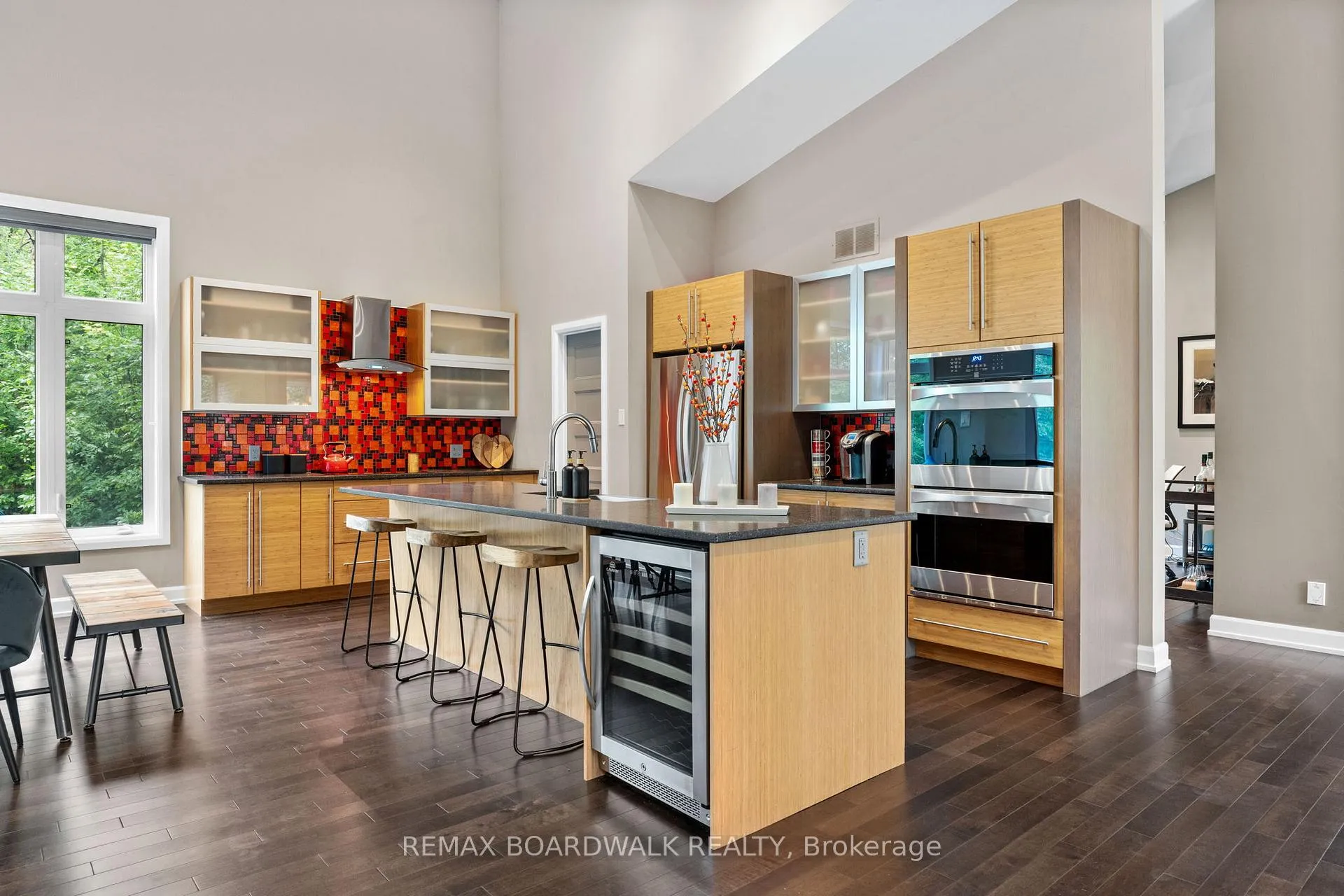 Photo 9 of 108 Edith Margaret Place, Ottawa, Huntley Ward (North East) — HOMEH