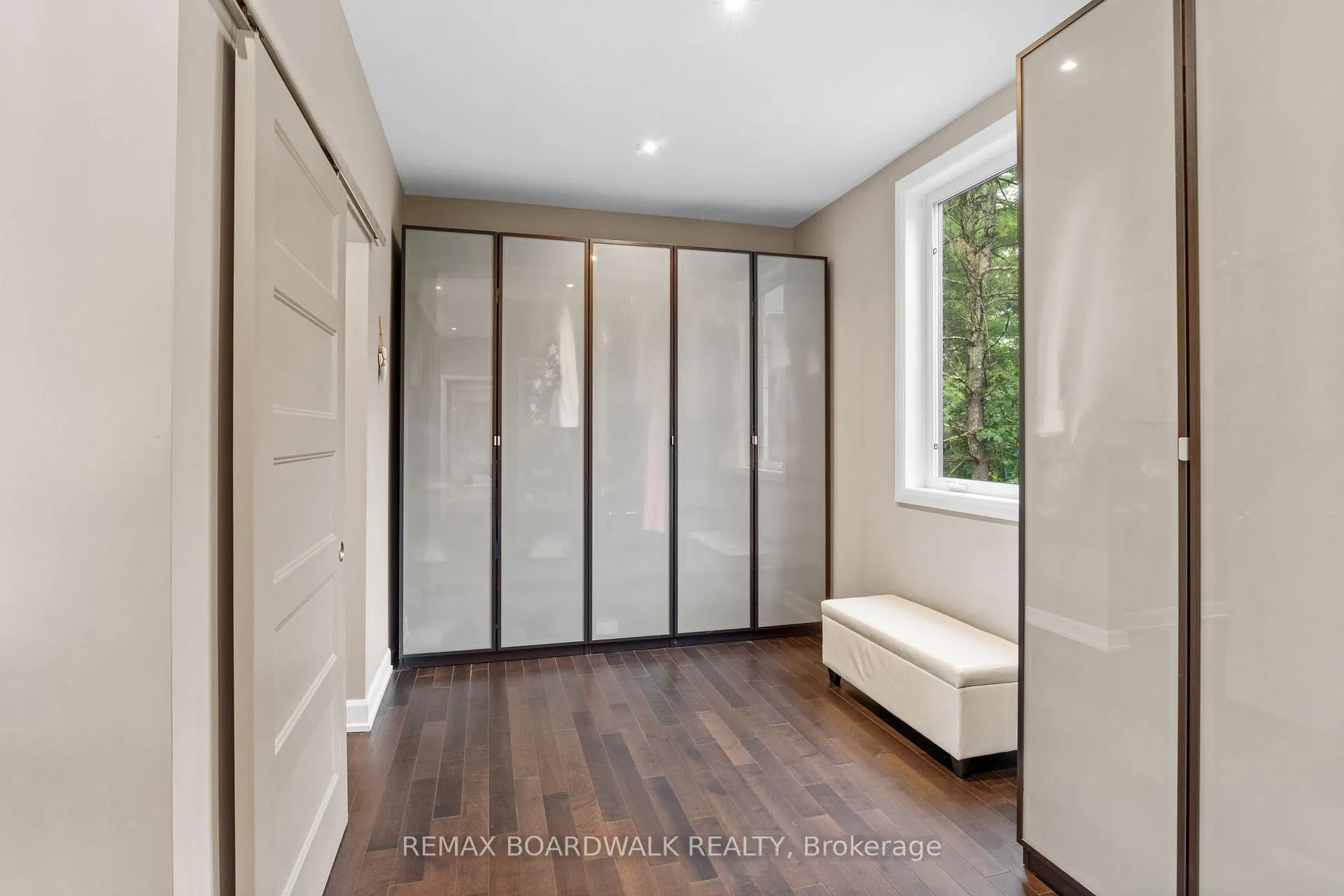 Photo 21 of 108 Edith Margaret Place, Ottawa, Huntley Ward (North East) — HOMEH