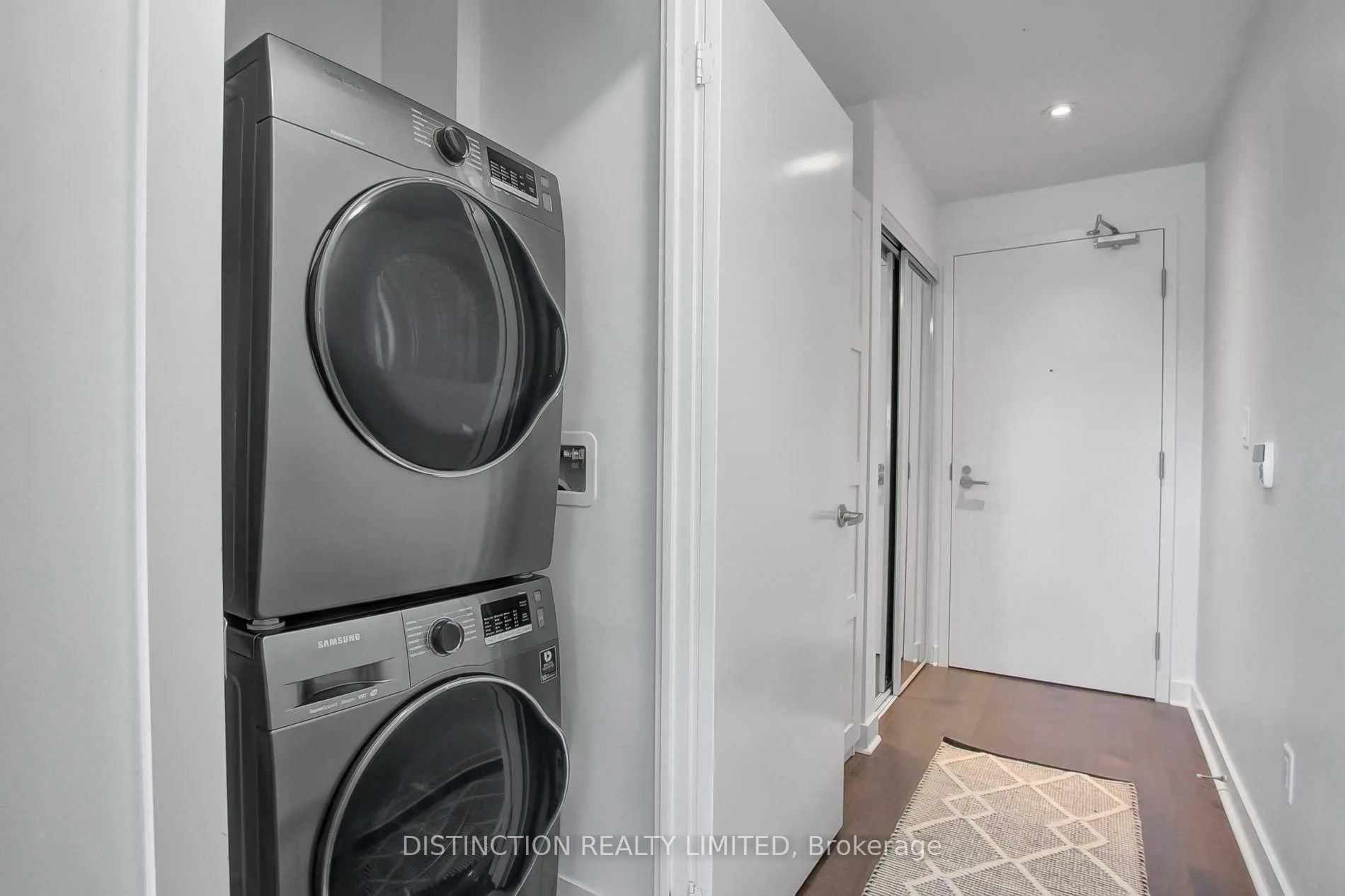 Photo 5 of Unit 414, 58 Orchard View Boulevard, Toronto, Yonge-Eglinton — HOMEH