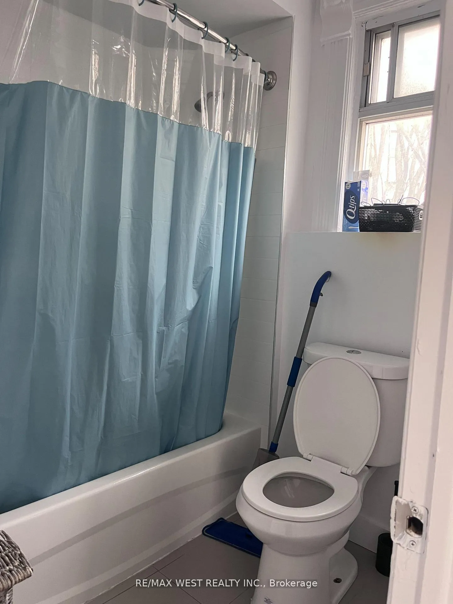 Photo 12 of Unit 3, 96 Springhurst Avenue, Toronto, South Parkdale — HOMEH