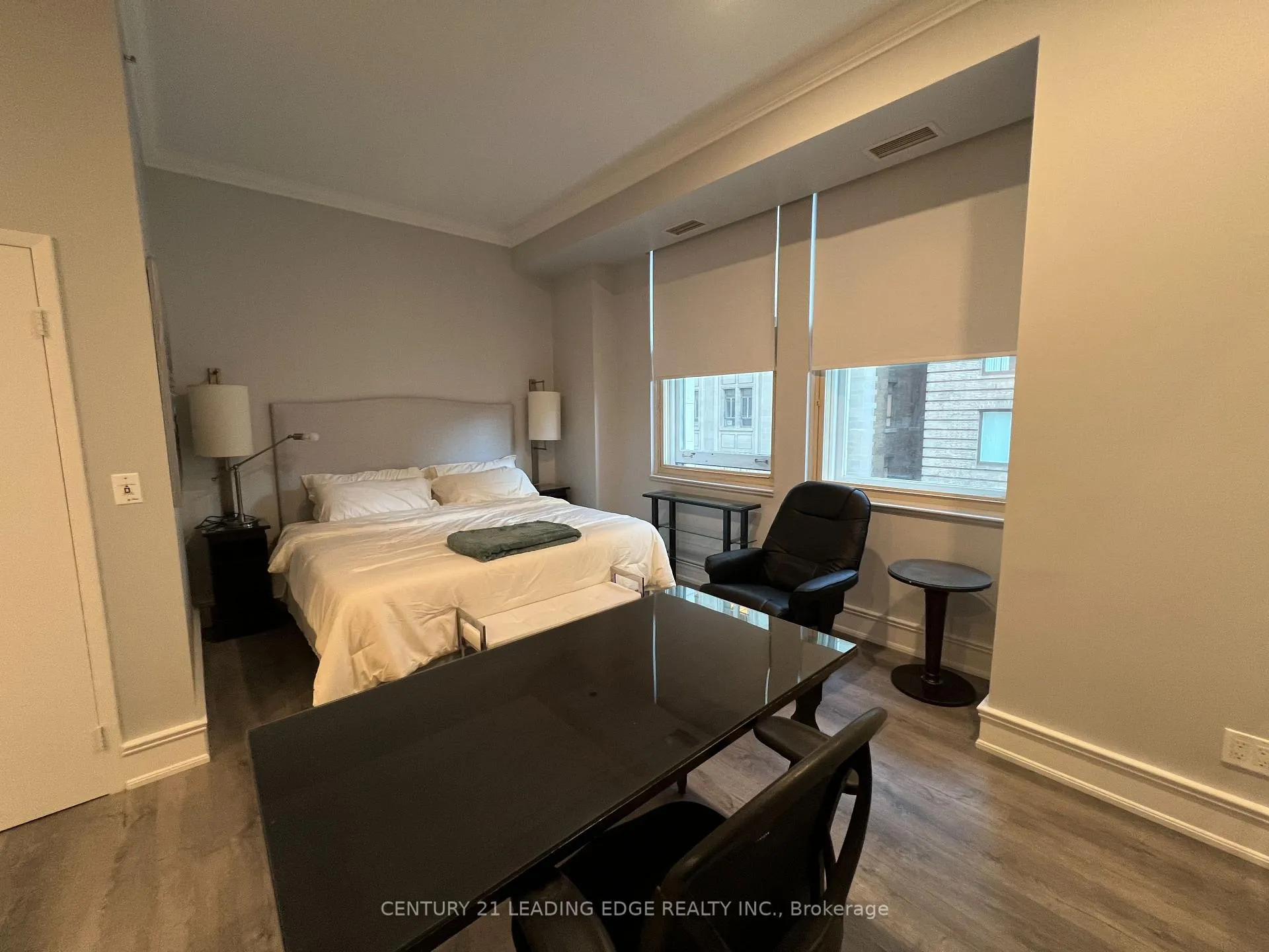 Photo 5 of Unit 1013, 1 King Street W, Toronto, Bay Street Corridor — HOMEH