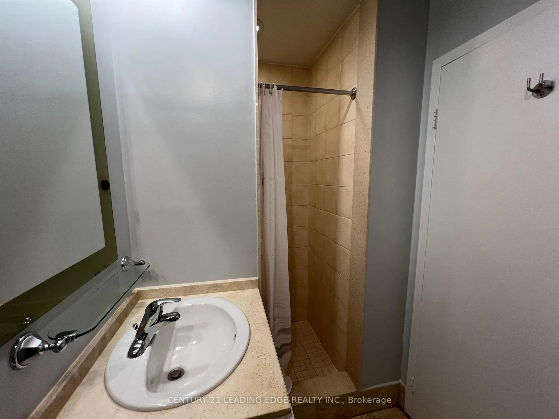 Photo 8 of Unit 1013, 1 King Street W, Toronto, Bay Street Corridor — HOMEH