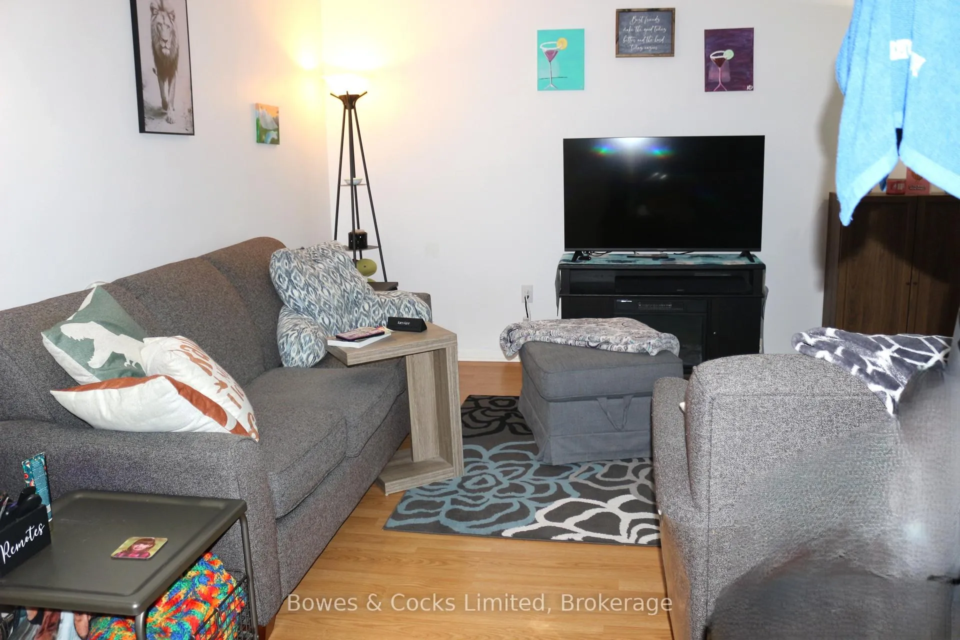 Photo 4 of 968 Oakview Avenue, Kingston, South of Taylor-Kidd Blvd — HOMEH