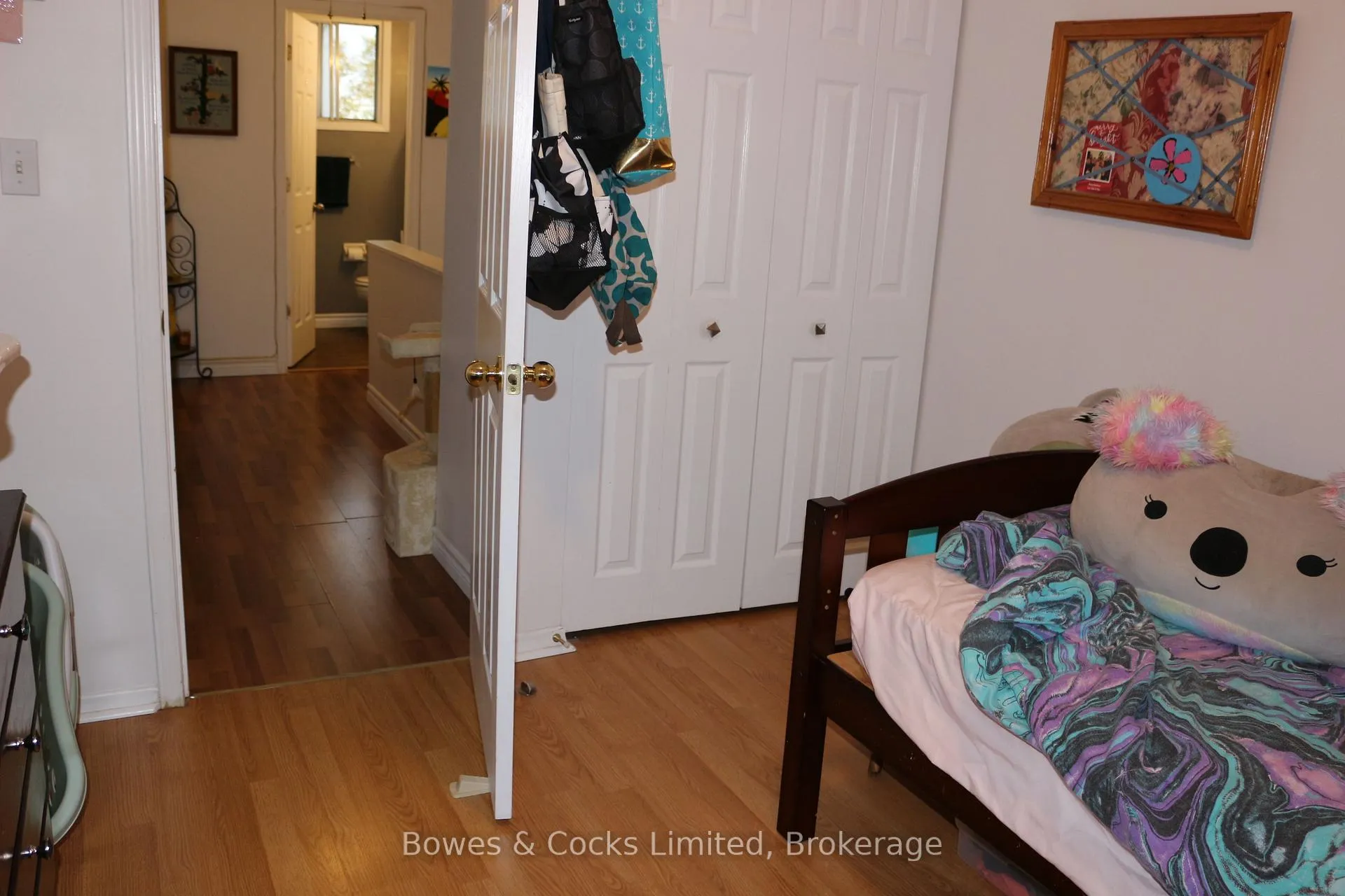 Photo 24 of 968 Oakview Avenue, Kingston, South of Taylor-Kidd Blvd — HOMEH