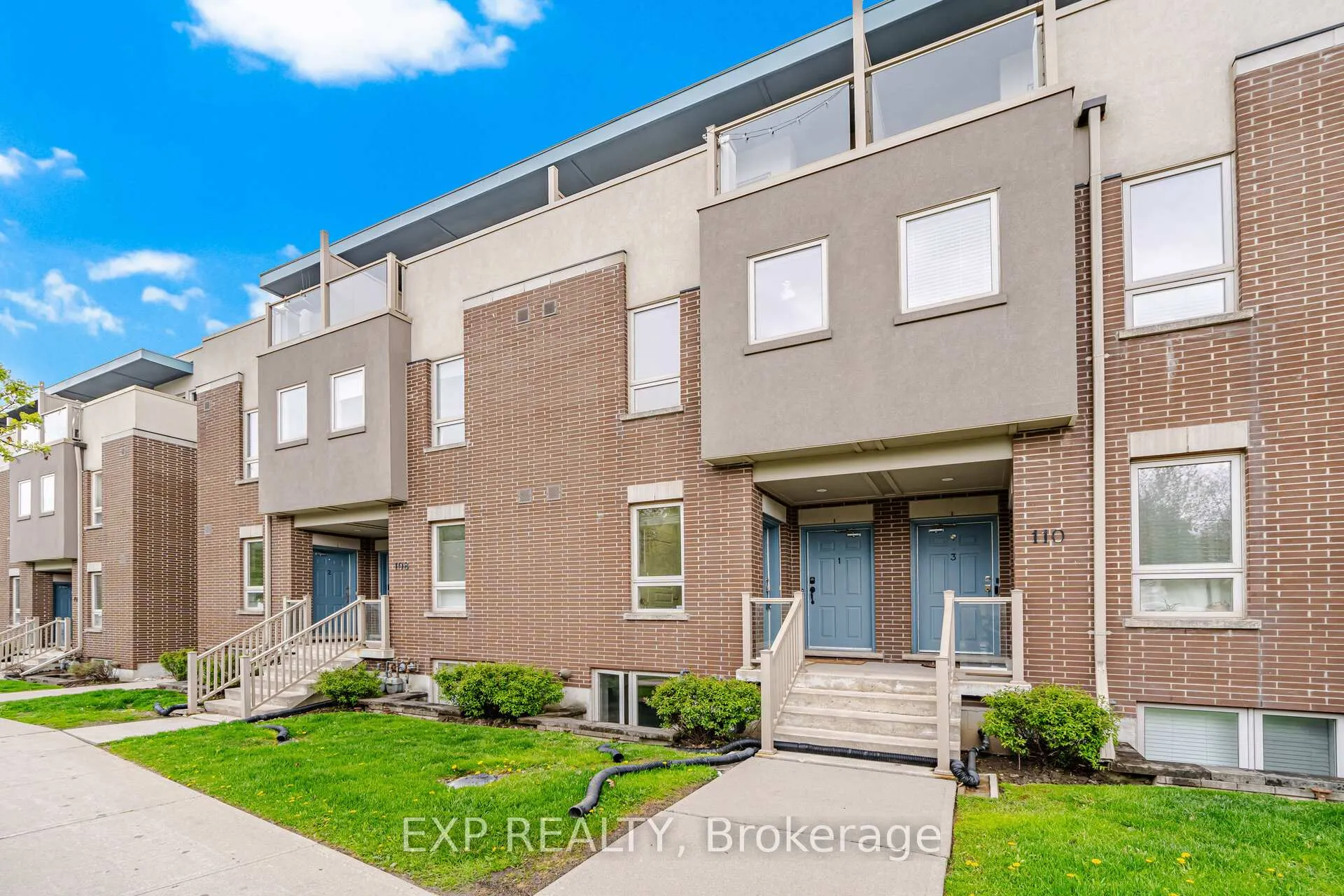 Photo 1 of Unit 2, 110 Caledonia Park Road, Toronto, Corso Italia-Davenport — HOMEH