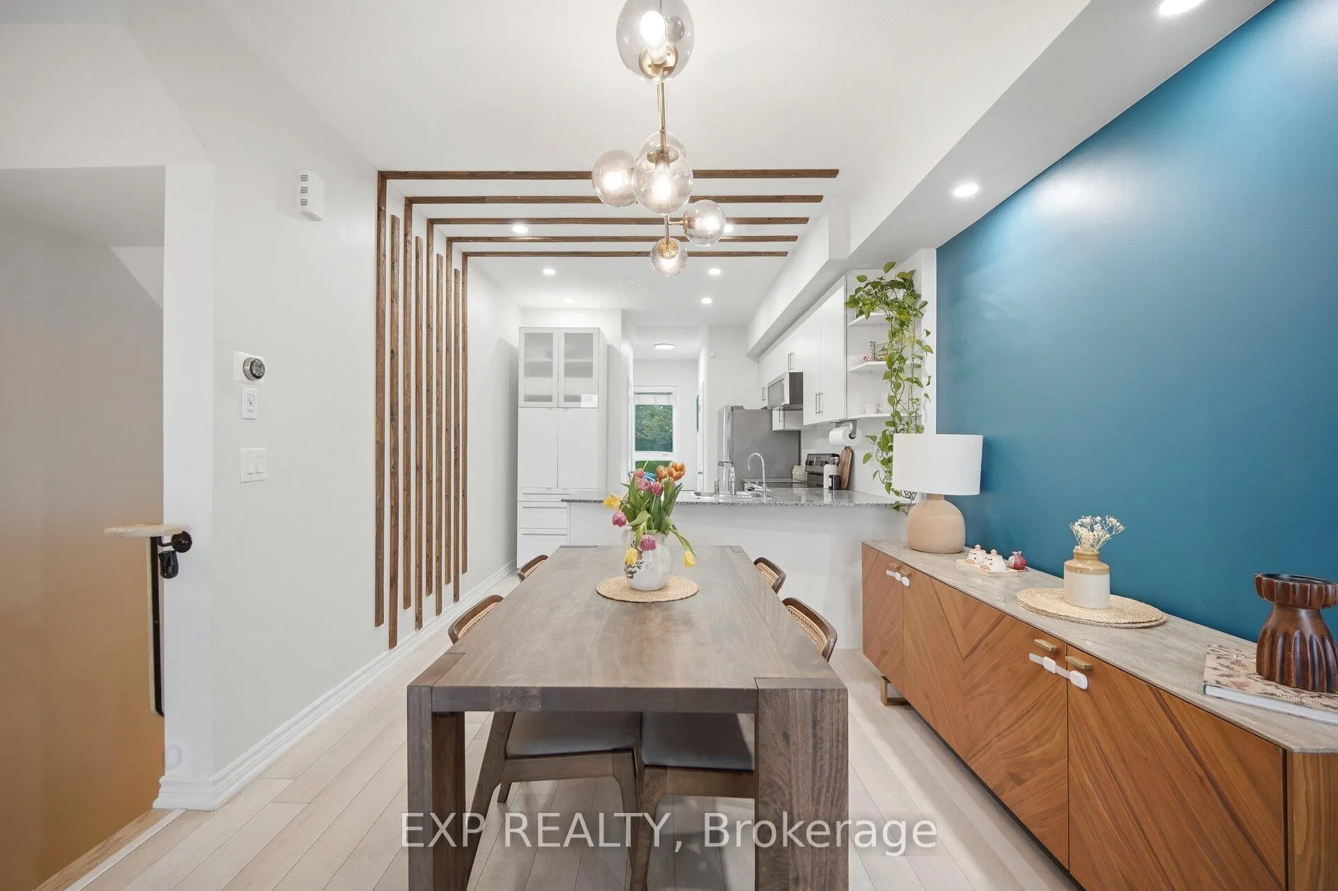 Photo 13 of Unit 2, 110 Caledonia Park Road, Toronto, Corso Italia-Davenport — HOMEH