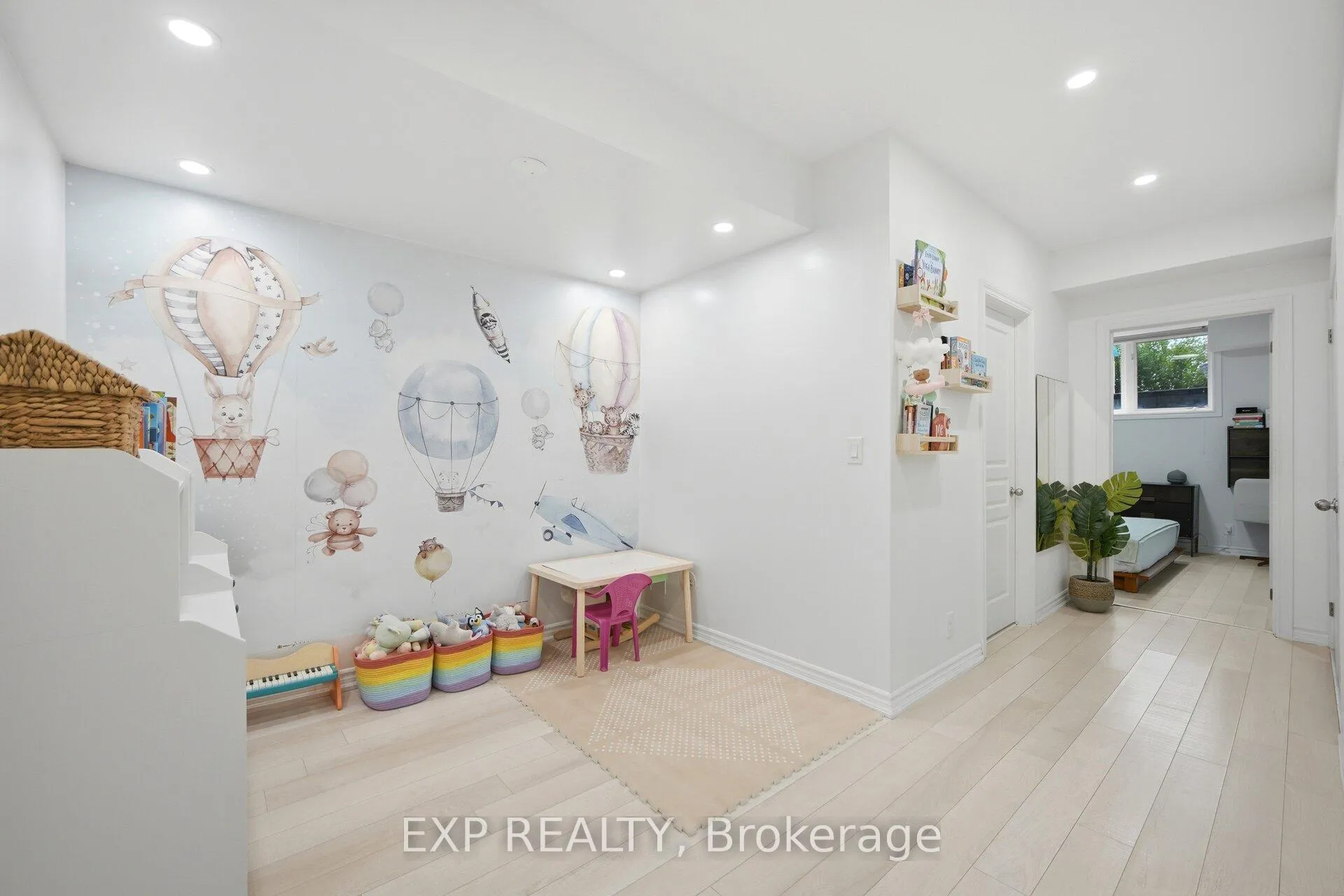 Photo 27 of Unit 2, 110 Caledonia Park Road, Toronto, Corso Italia-Davenport — HOMEH