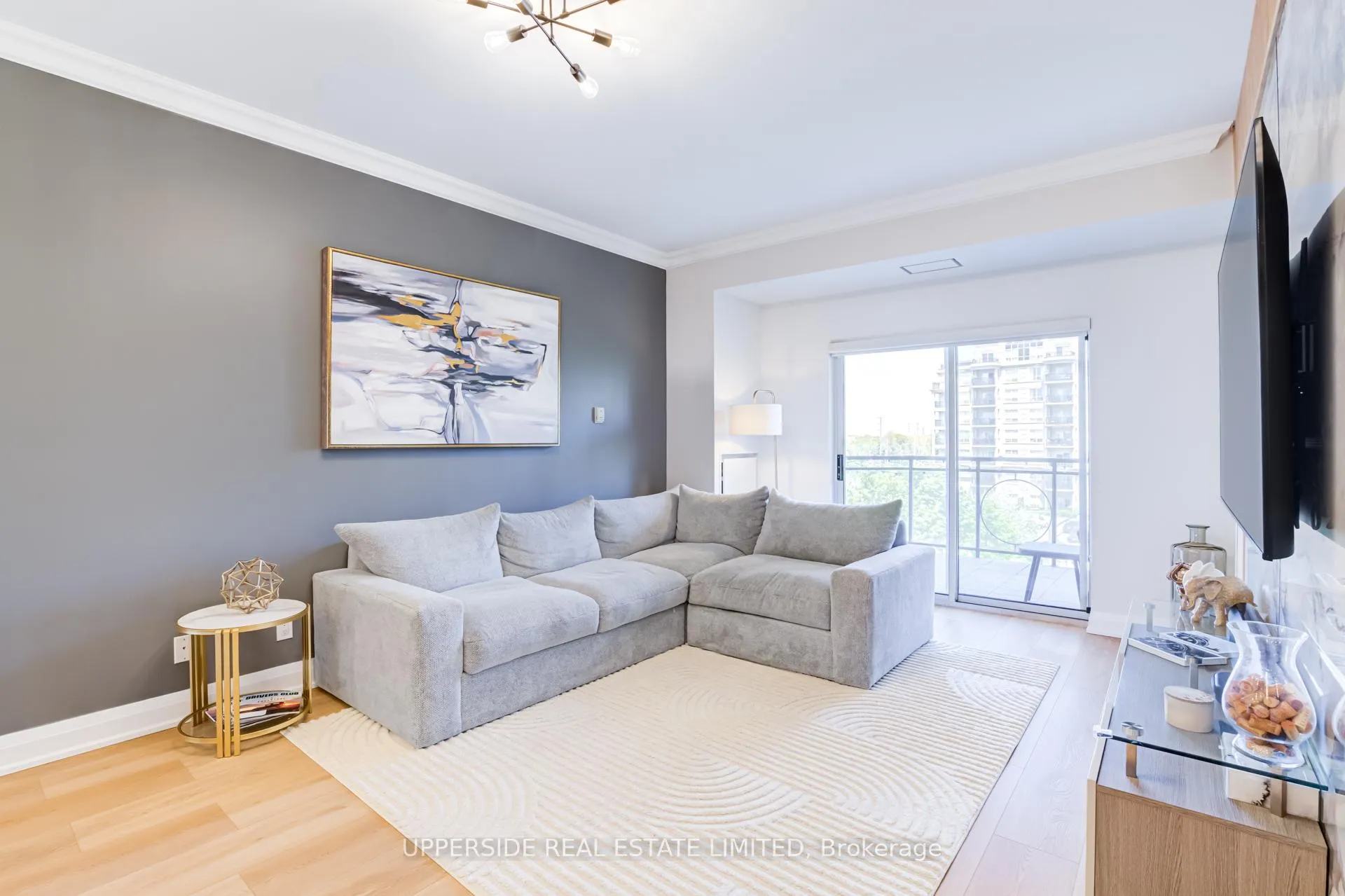 Photo 12 of Unit 405, 1 Maison Parc Court, Vaughan, Lakeview Estates — HOMEH