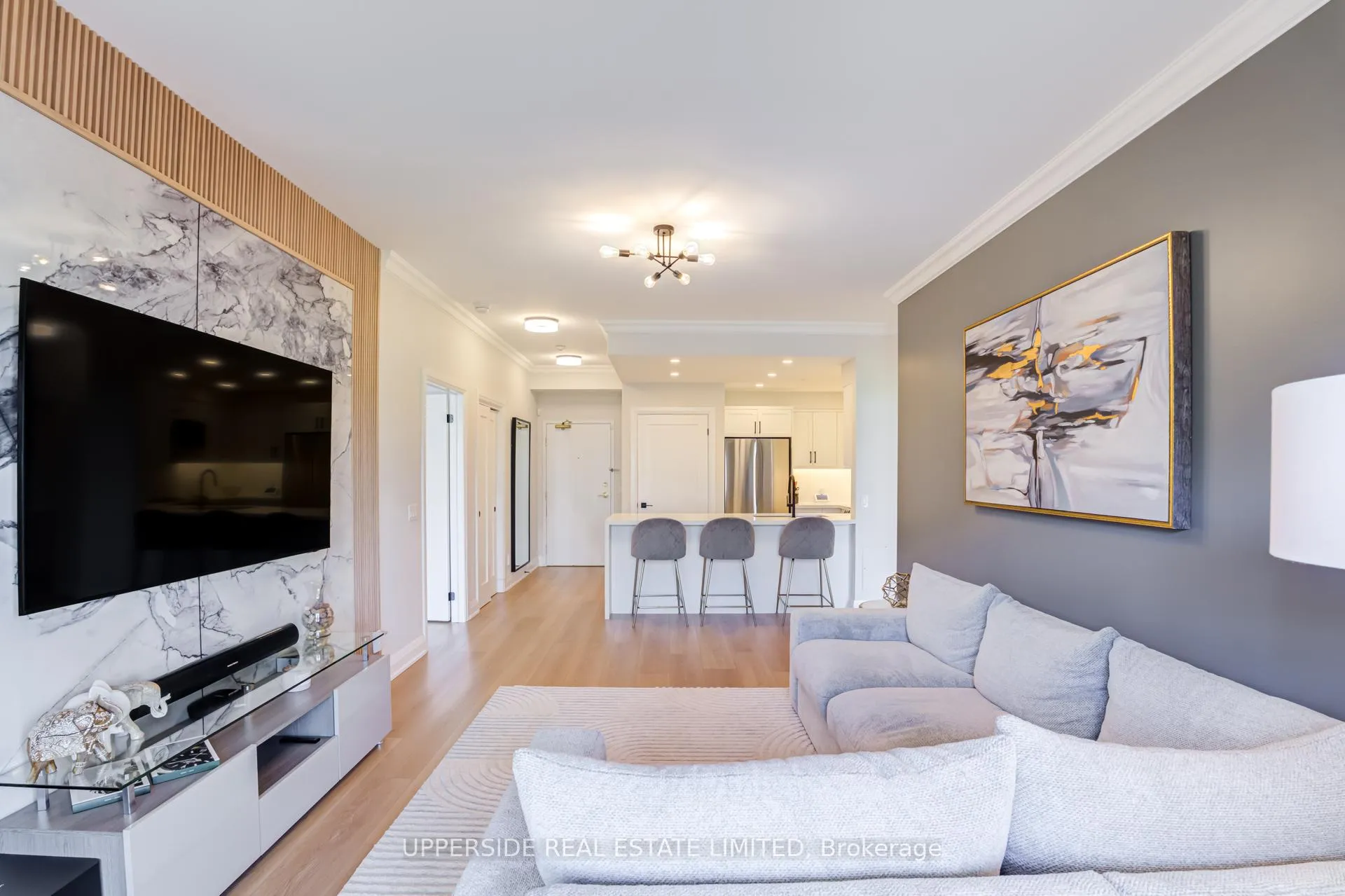 Photo 15 of Unit 405, 1 Maison Parc Court, Vaughan, Lakeview Estates — HOMEH