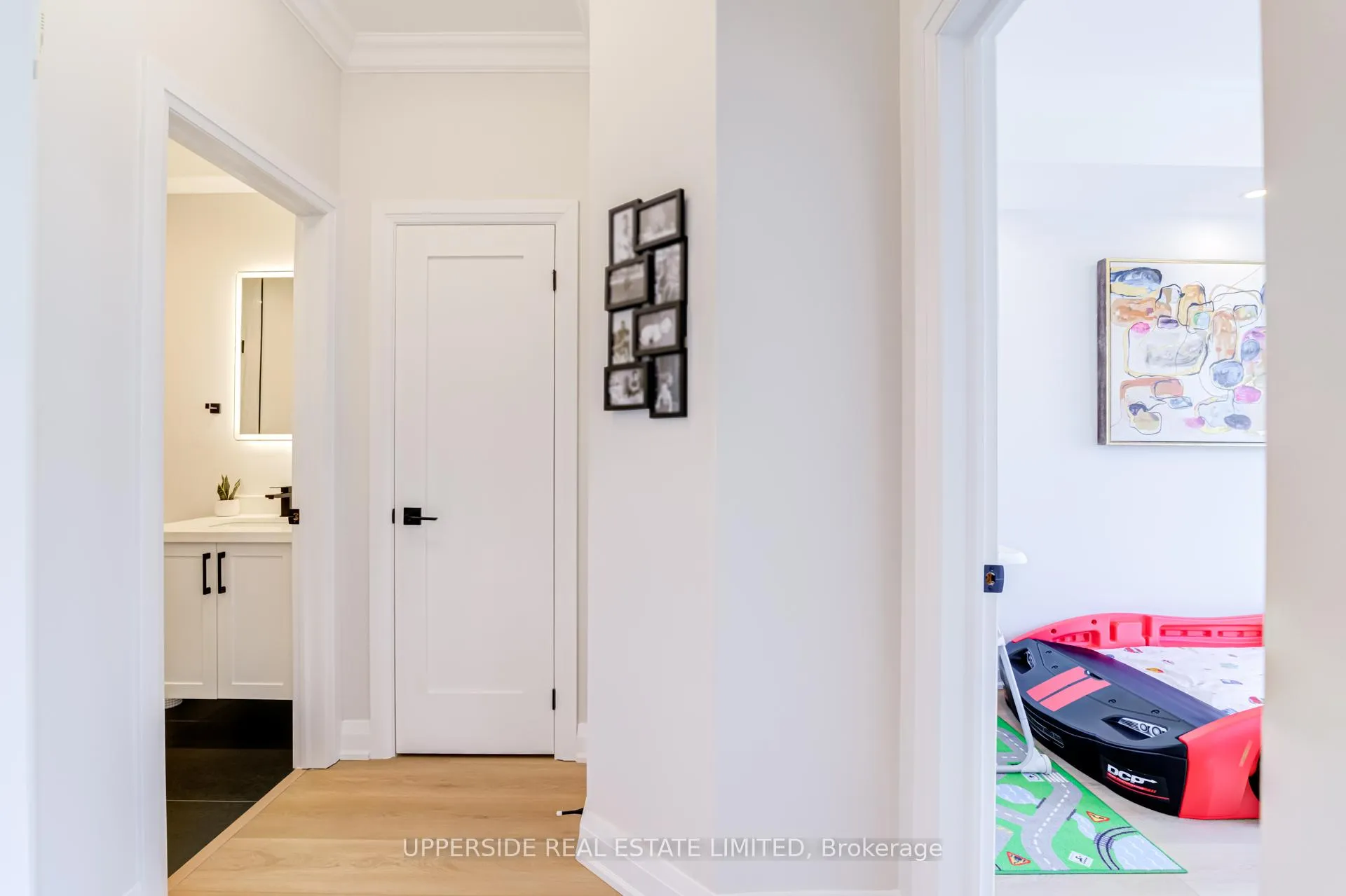 Photo 25 of Unit 405, 1 Maison Parc Court, Vaughan, Lakeview Estates — HOMEH