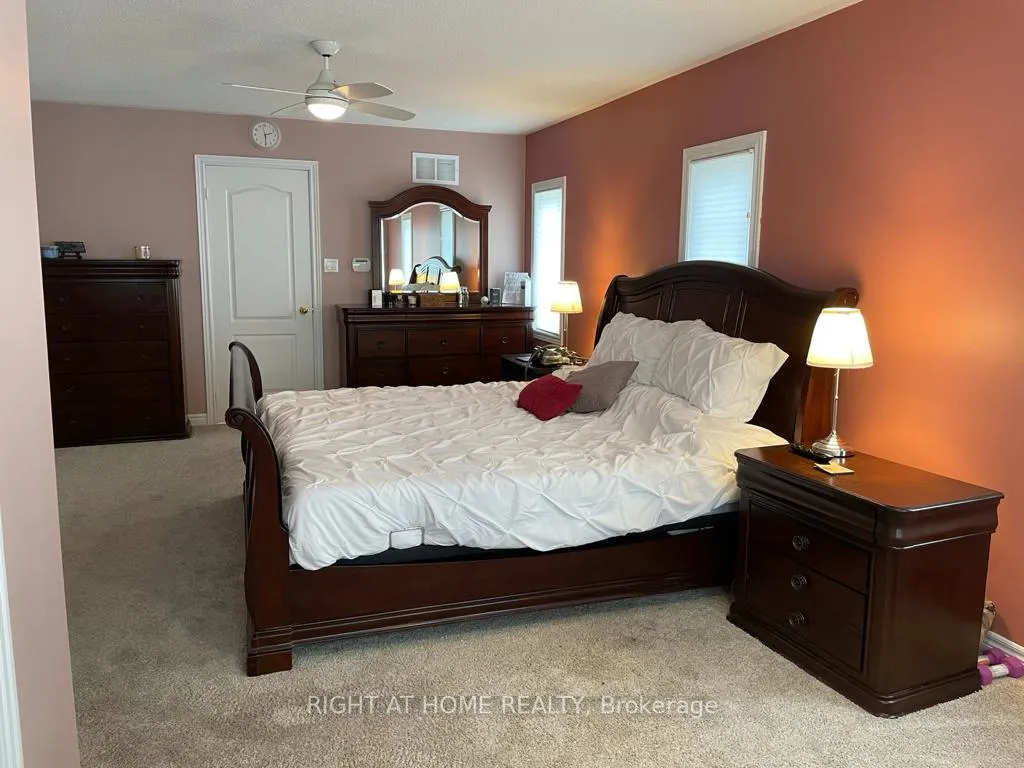 Photo 34 of 412 Creek Path Avenue, Oakville, Bronte — HOMEH