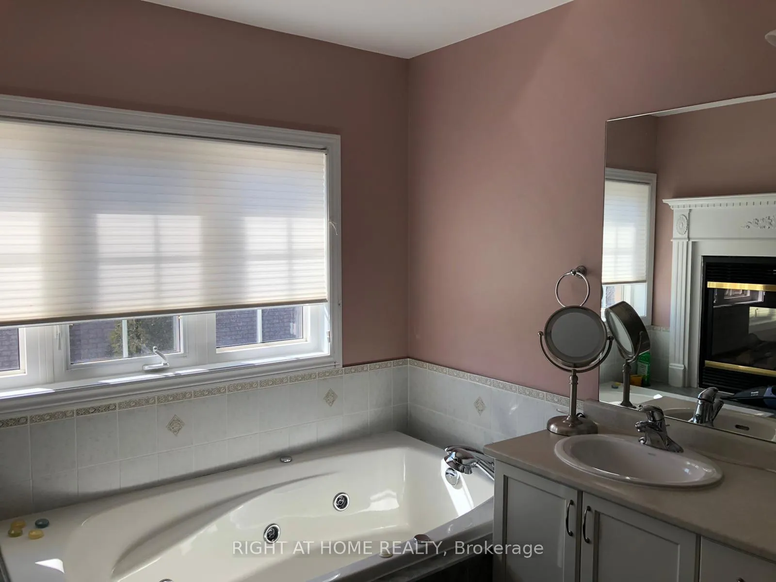 Photo 39 of 412 Creek Path Avenue, Oakville, Bronte — HOMEH