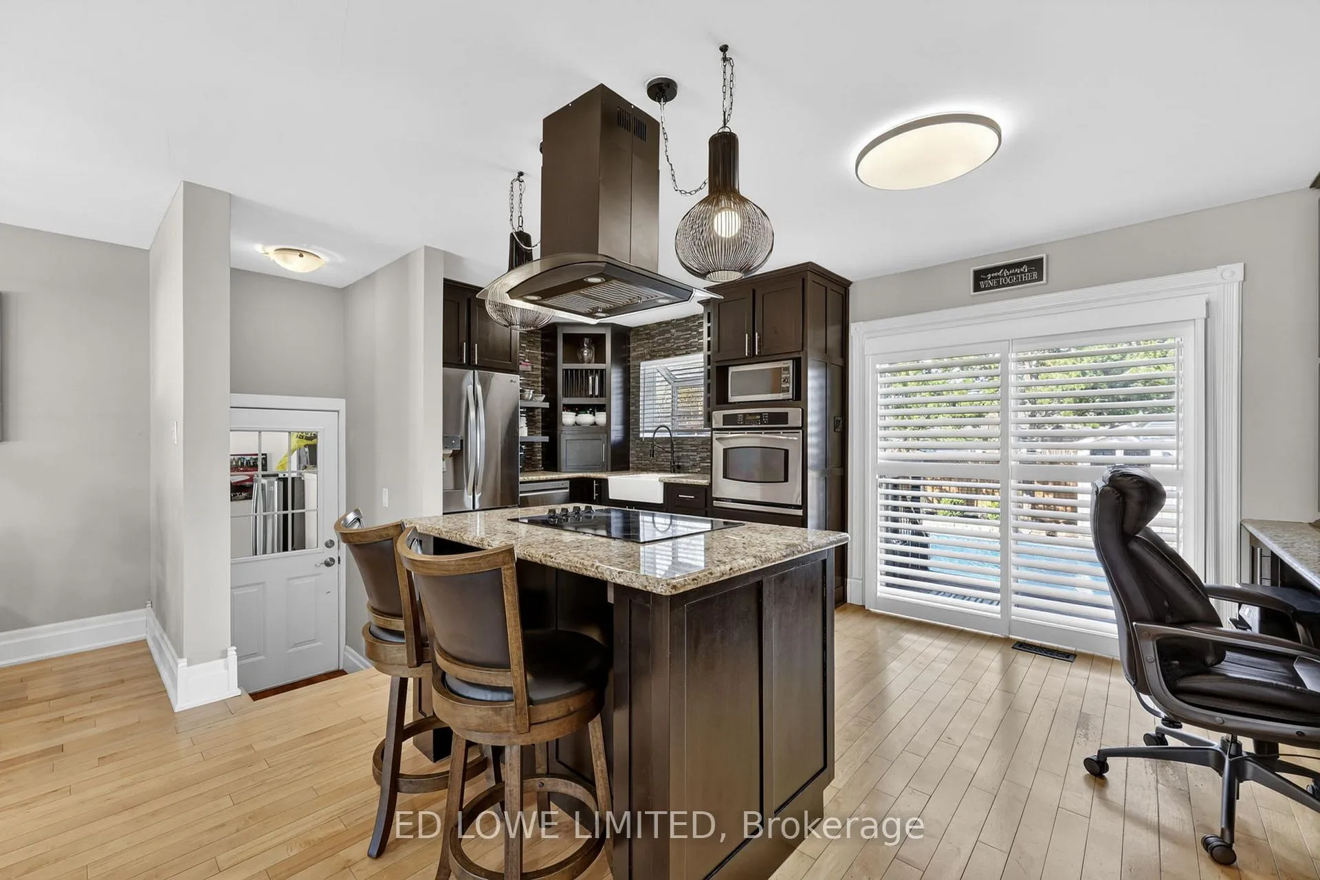 Photo 15 of 7 Howard Crescent, Barrie, Wellington — HOMEH