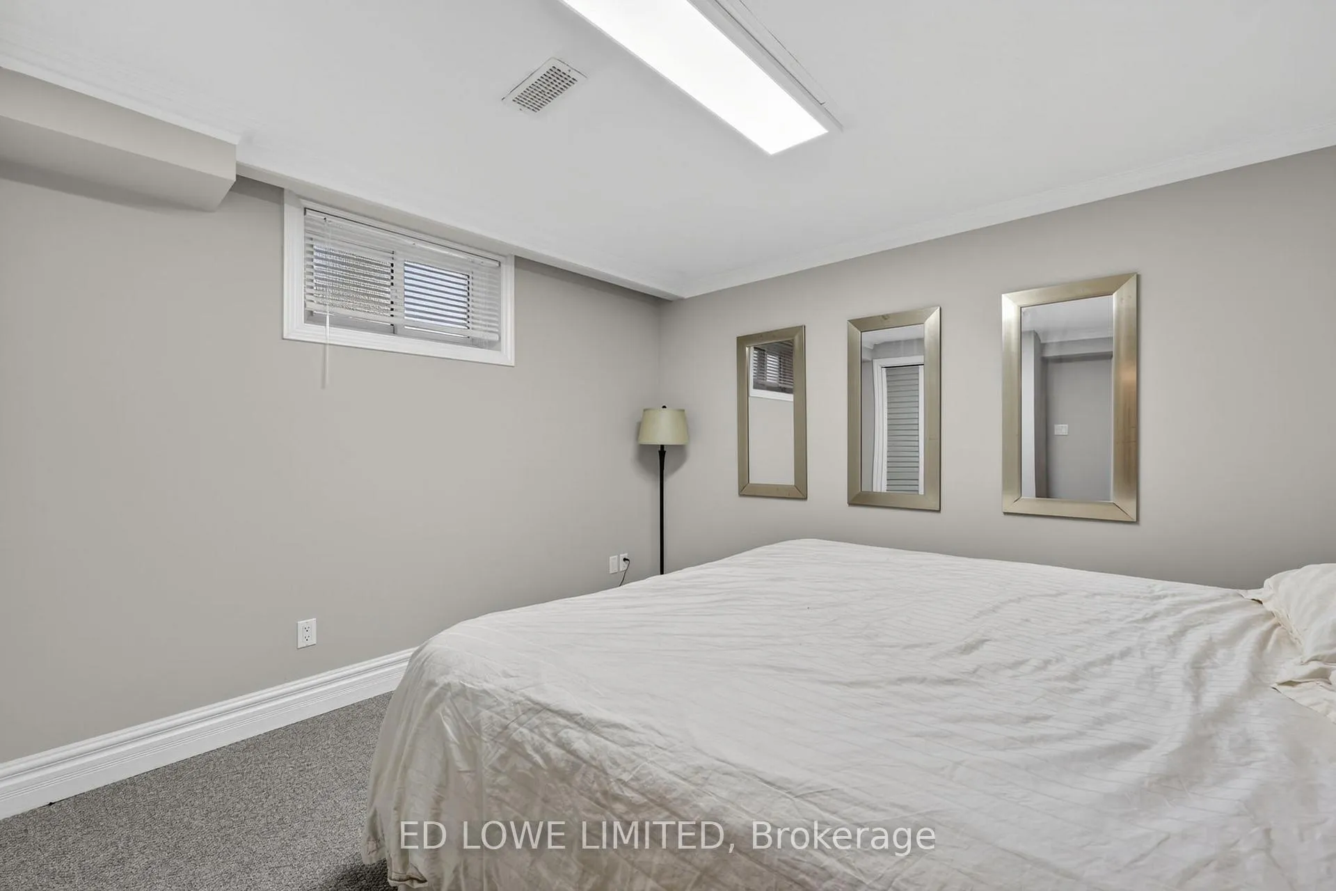 Photo 30 of 7 Howard Crescent, Barrie, Wellington — HOMEH
