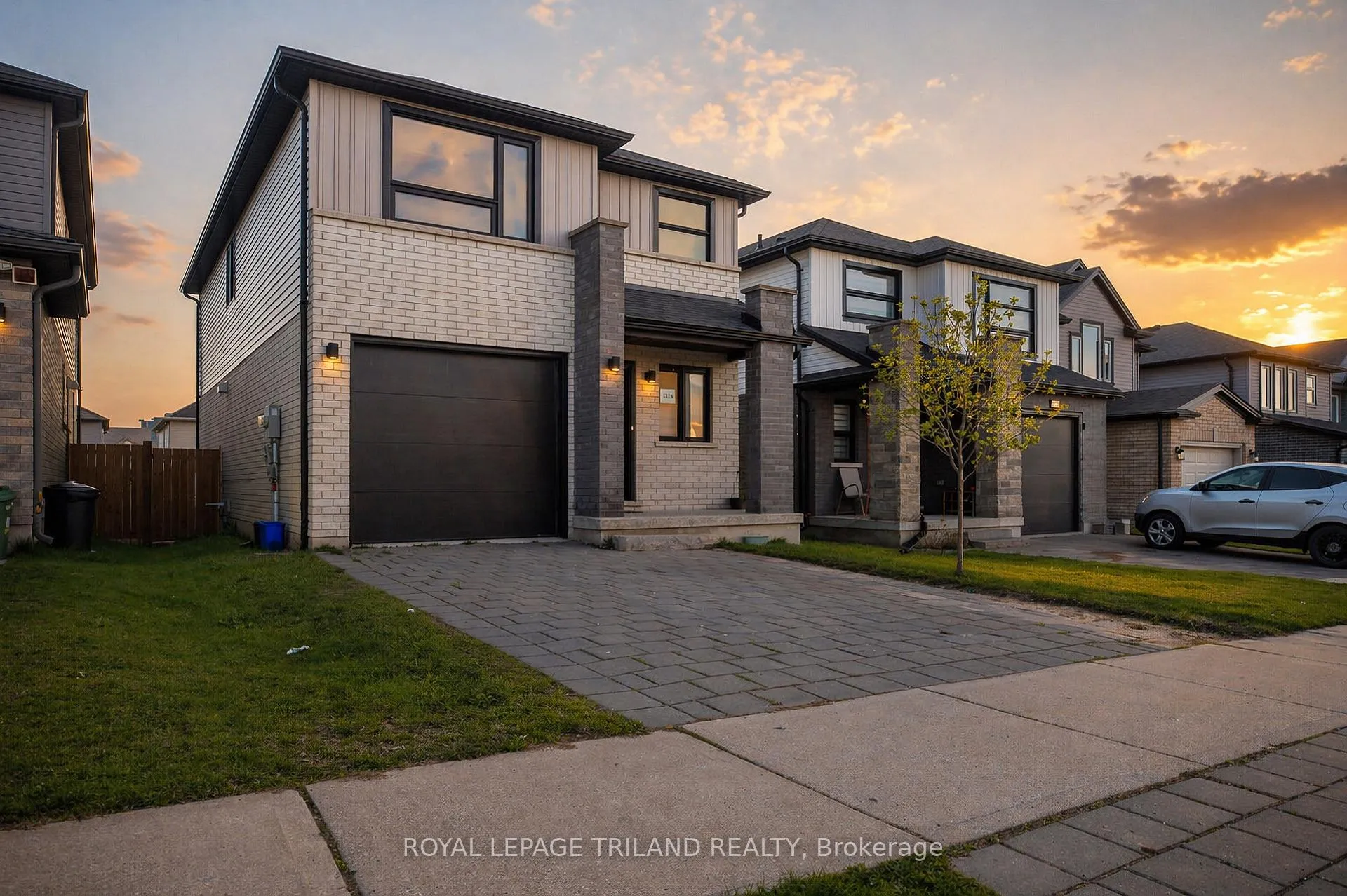 Photo 40 of 1994 Foxridge Crescent, London, North S — HOMEH