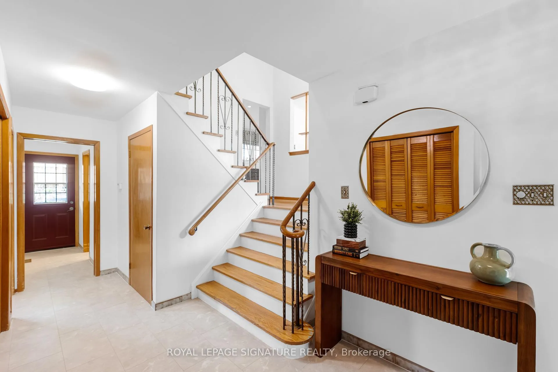 Photo 2 of 6 Munford Crescent, Toronto, O'Connor-Parkview — HOMEH