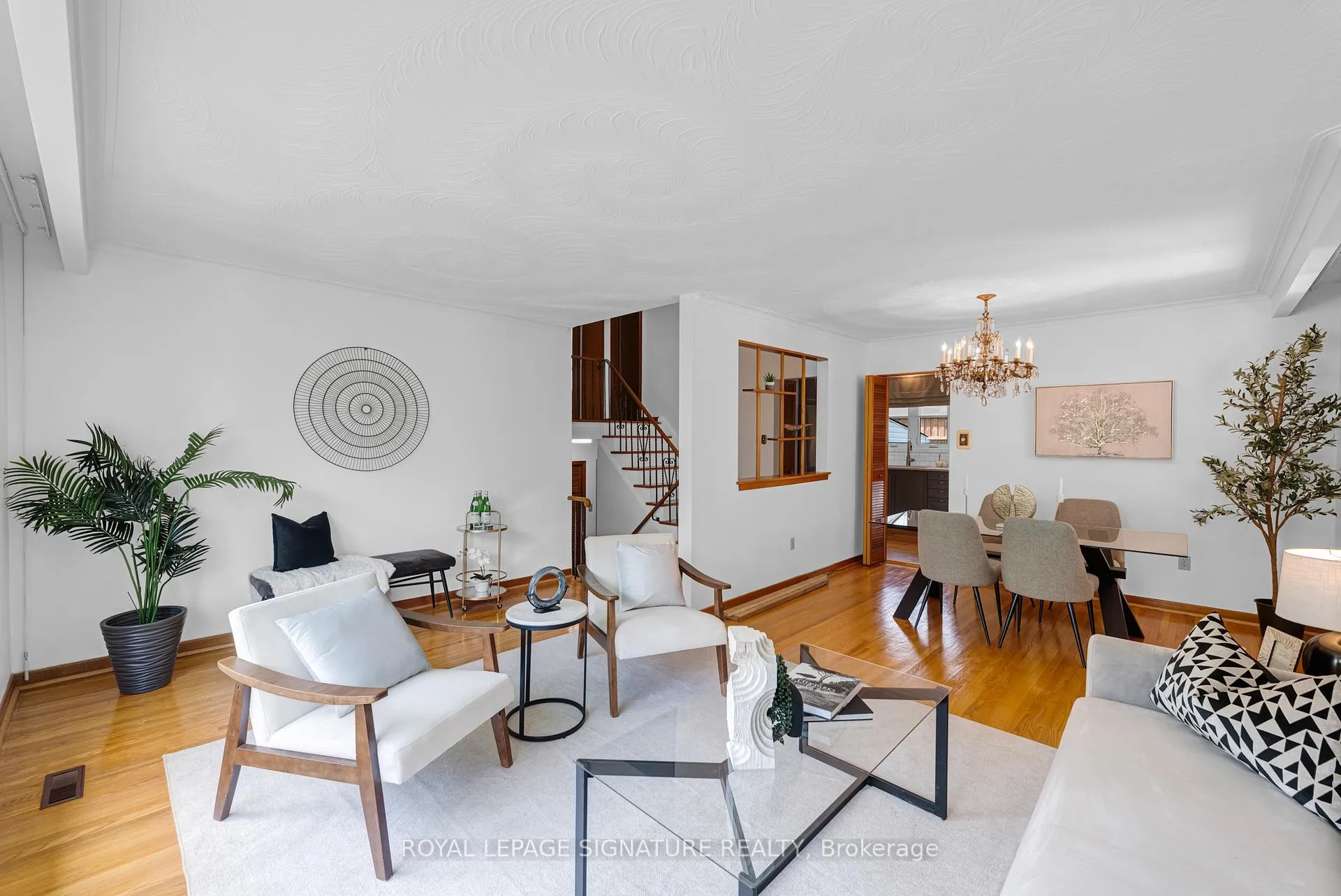 Photo 6 of 6 Munford Crescent, Toronto, O'Connor-Parkview — HOMEH
