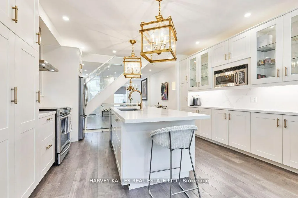 Photo 7 of 96 Balmoral Avenue, Toronto, Yonge-St. Clair — HOMEH