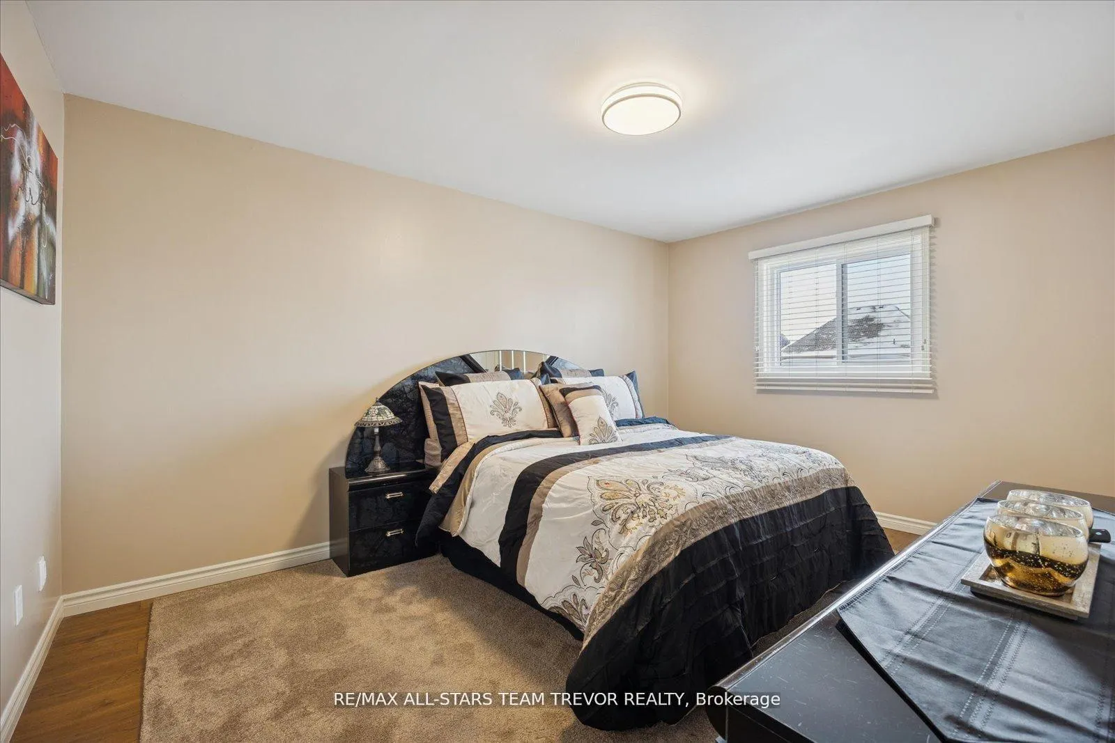Photo 27 of 22 Chartwell Crescent, Georgina, Keswick North — HOMEH