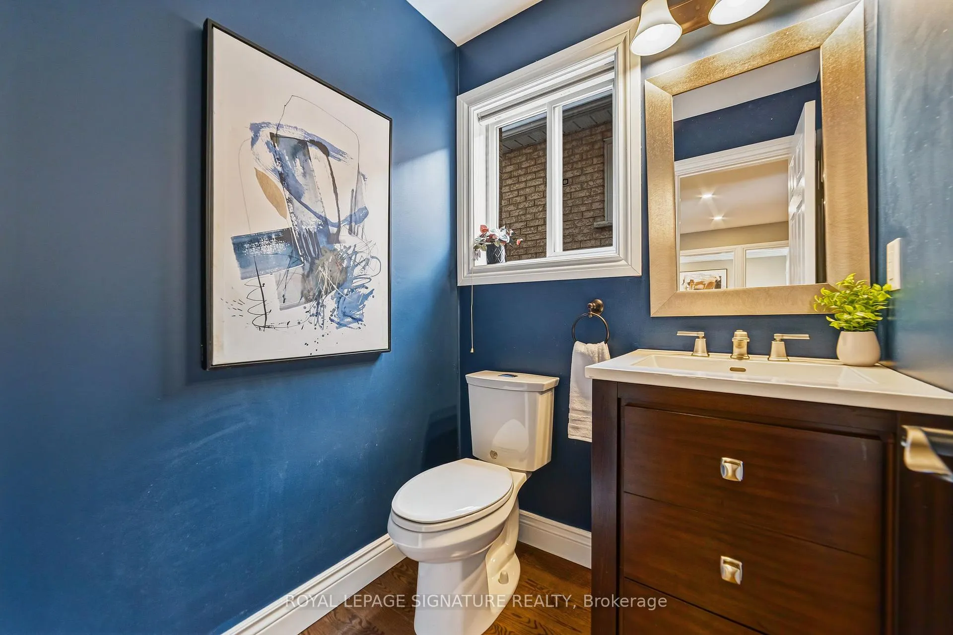 Photo 5 of 26 Nazer Street, Halton Hills, Georgetown — HOMEH