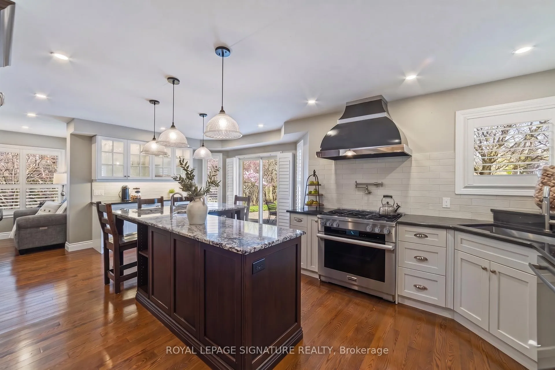 Photo 12 of 26 Nazer Street, Halton Hills, Georgetown — HOMEH