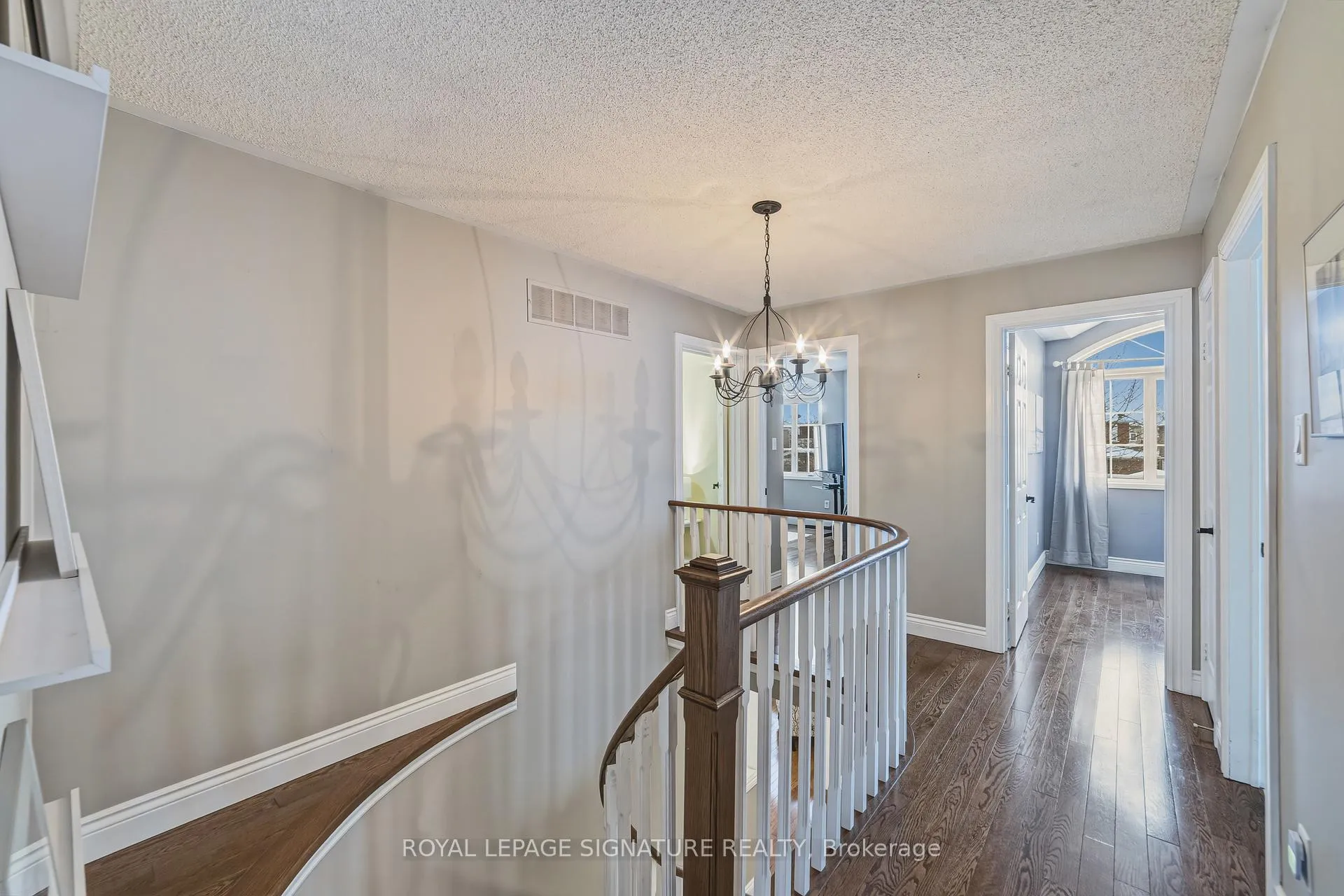 Photo 16 of 26 Nazer Street, Halton Hills, Georgetown — HOMEH