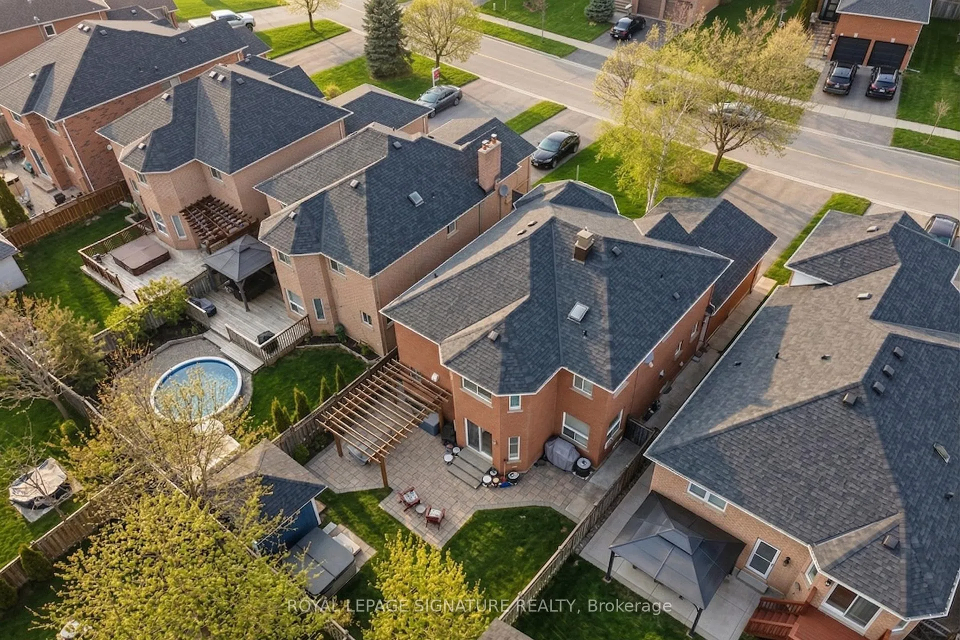Photo 36 of 26 Nazer Street, Halton Hills, Georgetown — HOMEH