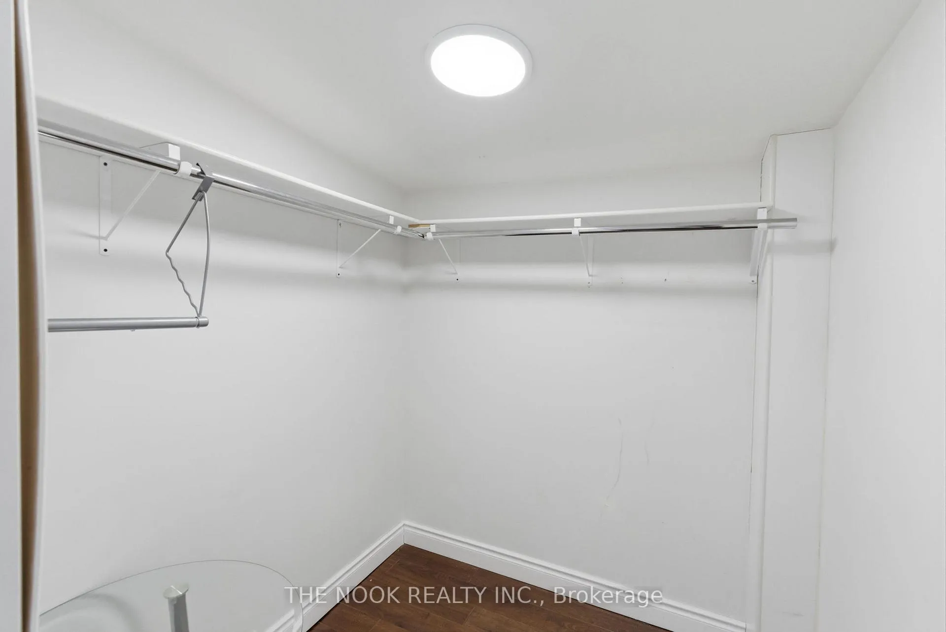 Photo 11 of 576 Wolfe Street, Peterborough, Town Ward 3 — HOMEH