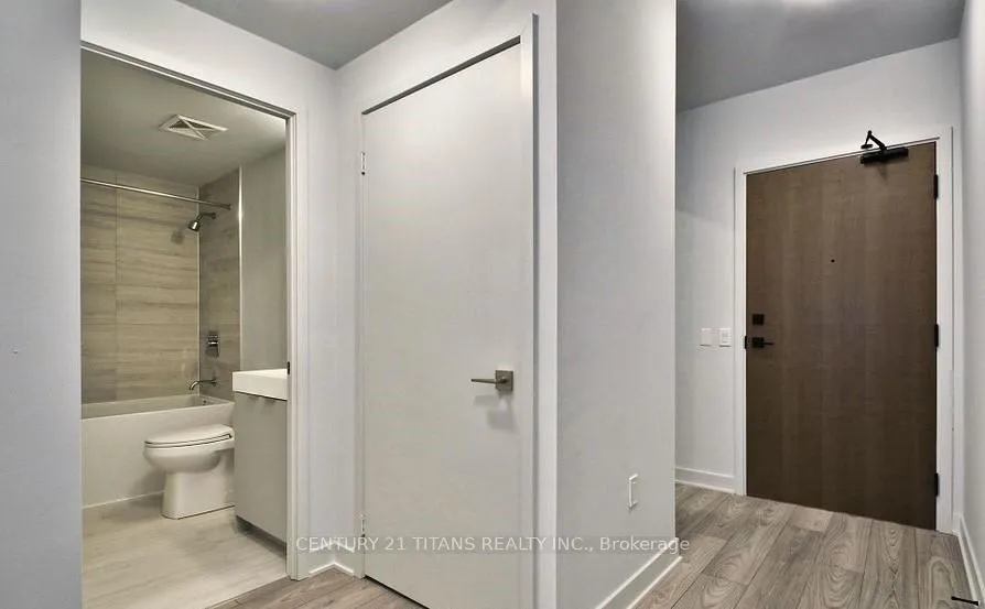 Photo 2 of Unit 1310, 2920 Hwy 7, Vaughan, Concord — HOMEH