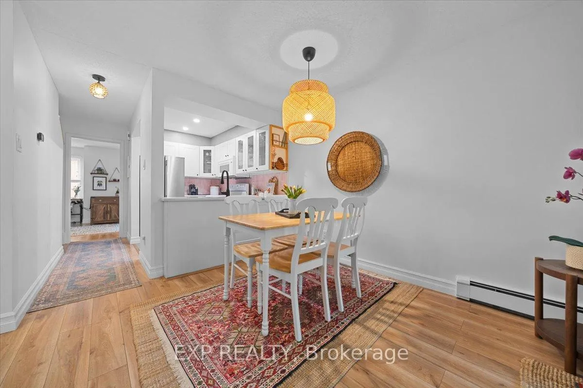Photo 4 of 49 Crispin Private, Ottawa, Manor Park — HOMEH