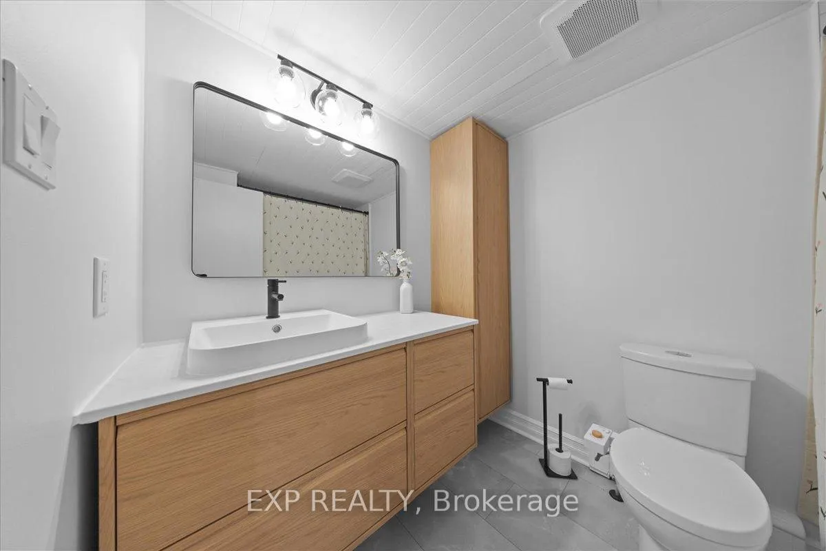 Photo 20 of 49 Crispin Private, Ottawa, Manor Park — HOMEH