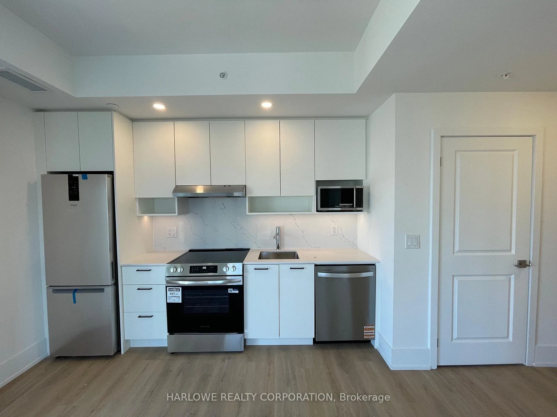 Front of Unit 706, 206 King Street W