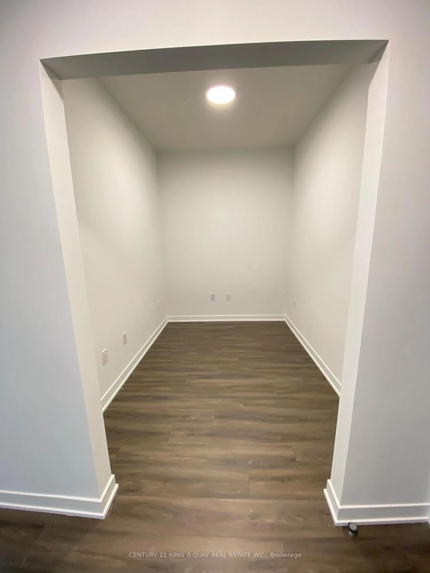 Photo 3 of Unit 305, 385 Arctic Red Drive, Oshawa, Windfields — HOMEH