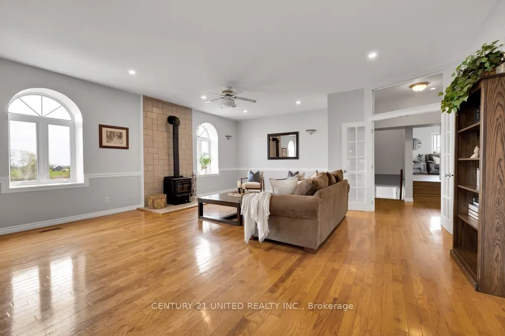 Photo 13 of 872 Sharpe Line, Cavan Monaghan, Cavan Twp — HOMEH