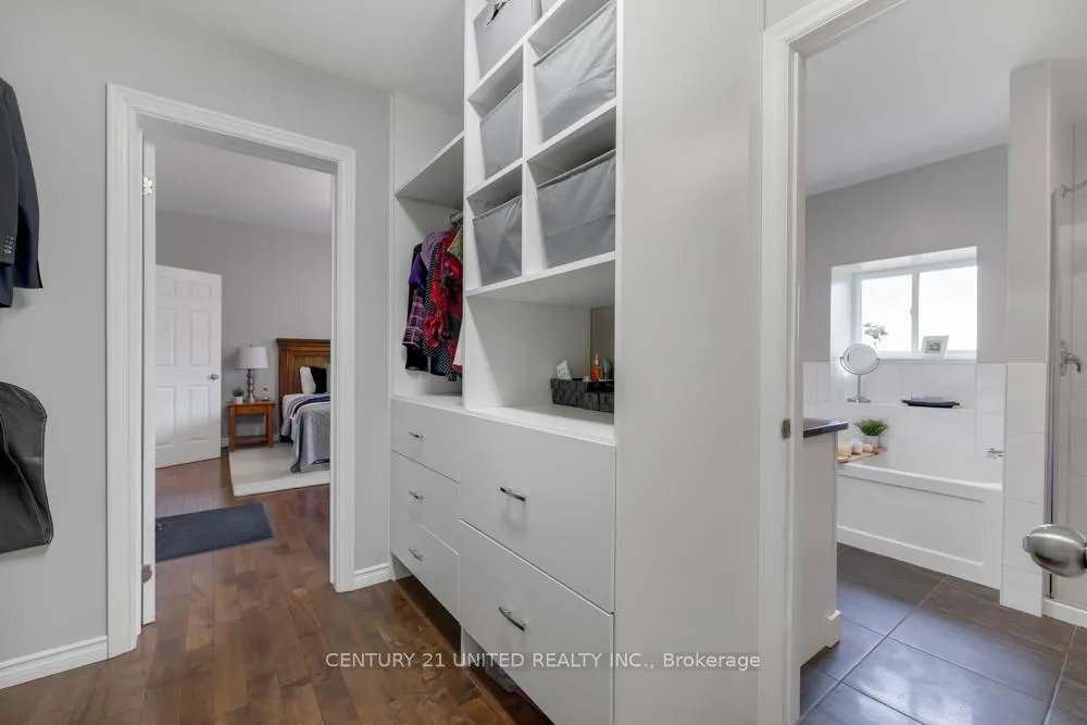 Photo 25 of 872 Sharpe Line, Cavan Monaghan, Cavan Twp — HOMEH