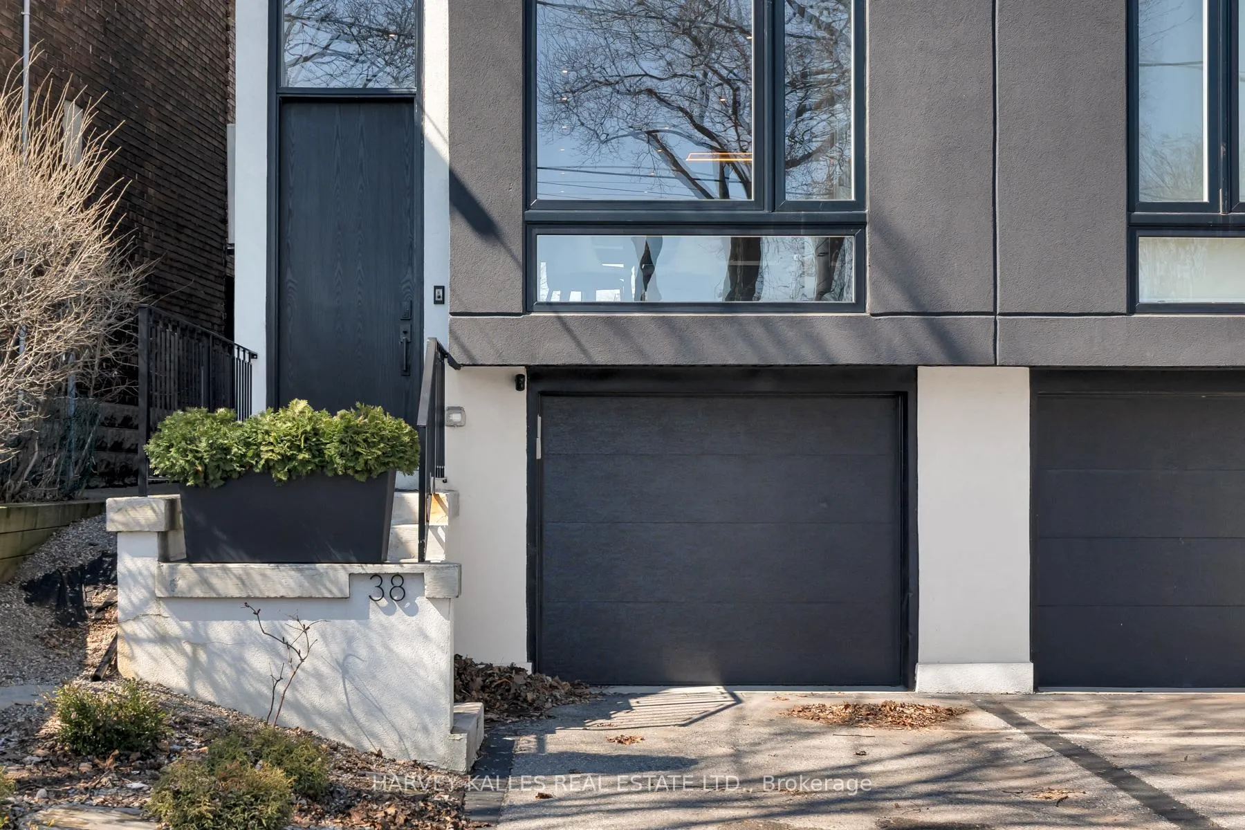 Photo 2 of 38 Alameda Avenue, Toronto, Oakwood Village — HOMEH