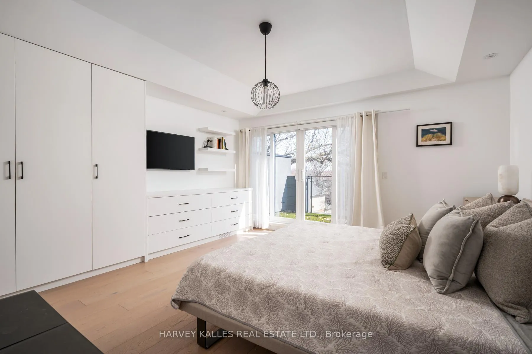 Photo 24 of 38 Alameda Avenue, Toronto, Oakwood Village — HOMEH