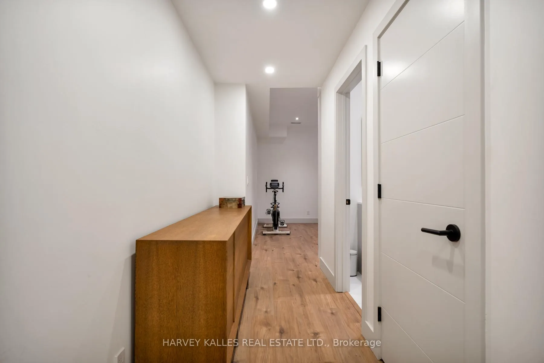Photo 32 of 38 Alameda Avenue, Toronto, Oakwood Village — HOMEH