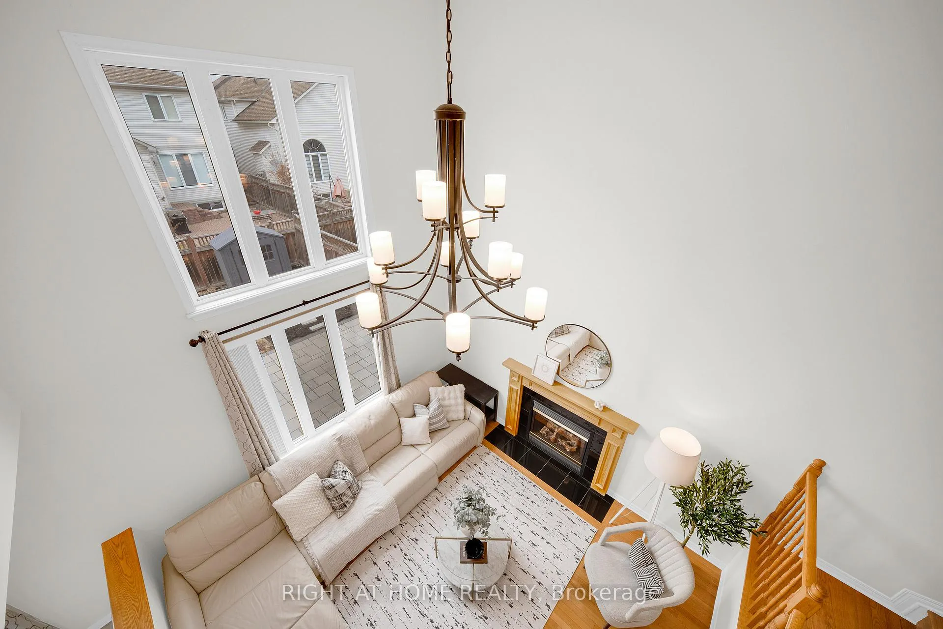 Photo 2 of 27 Knowlton Drive, Ottawa, Barrhaven East — HOMEH