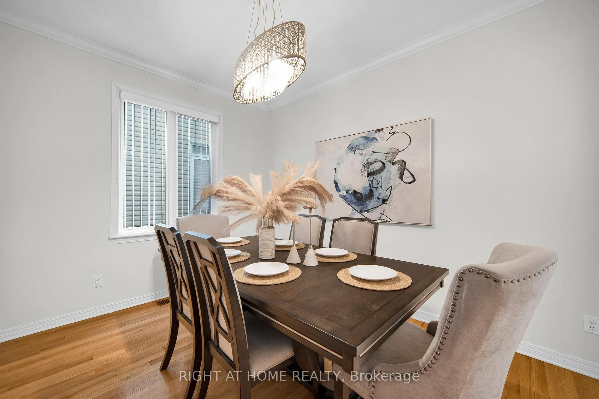 Photo 10 of 27 Knowlton Drive, Ottawa, Barrhaven East — HOMEH