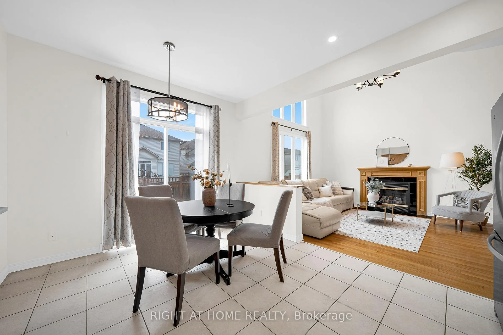 Photo 14 of 27 Knowlton Drive, Ottawa, Barrhaven East — HOMEH