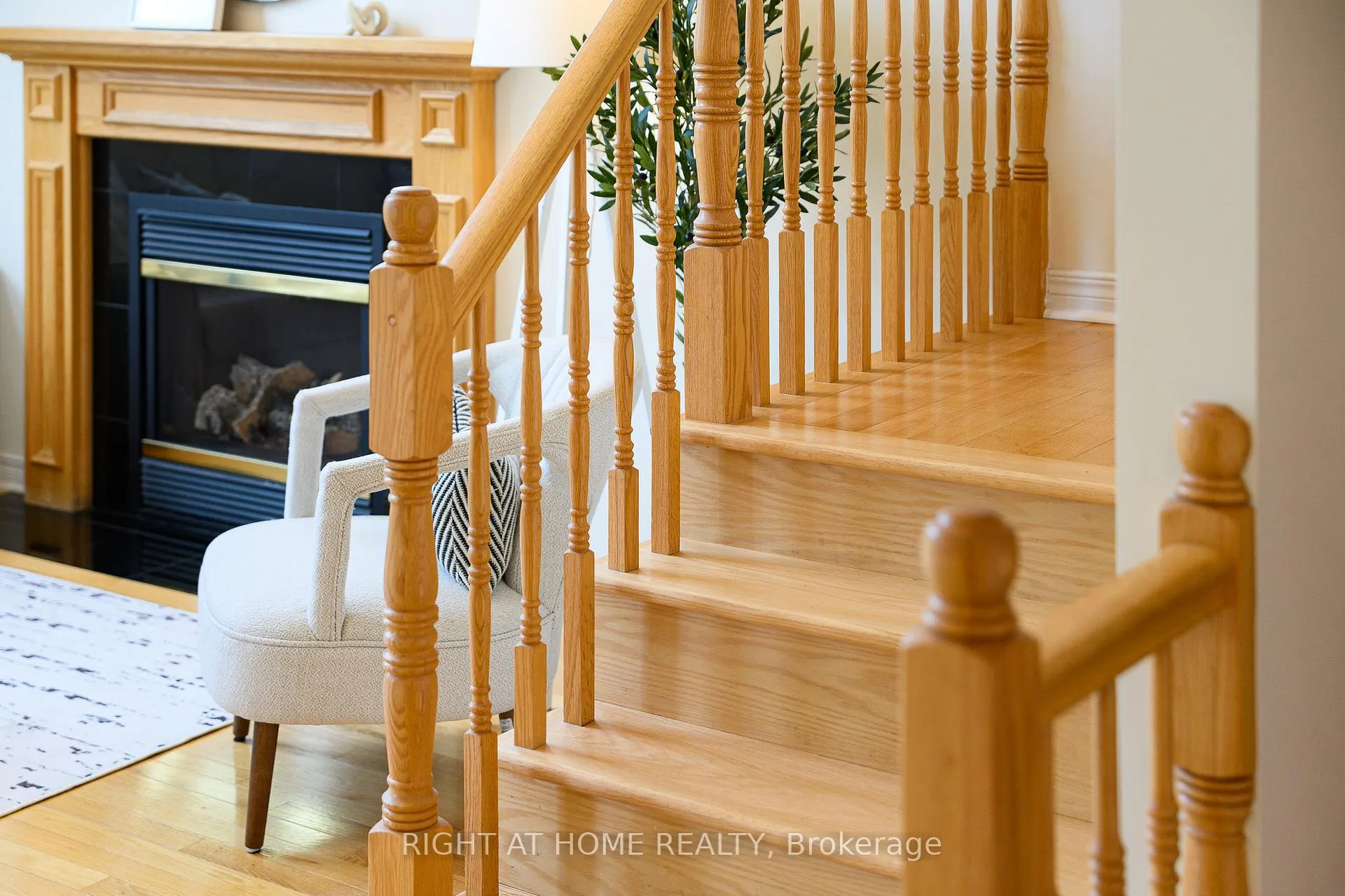 Photo 20 of 27 Knowlton Drive, Ottawa, Barrhaven East — HOMEH